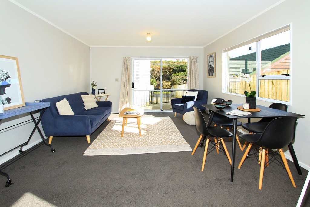 2/3 Takatimu Way, Johnsonville, Wellington City
