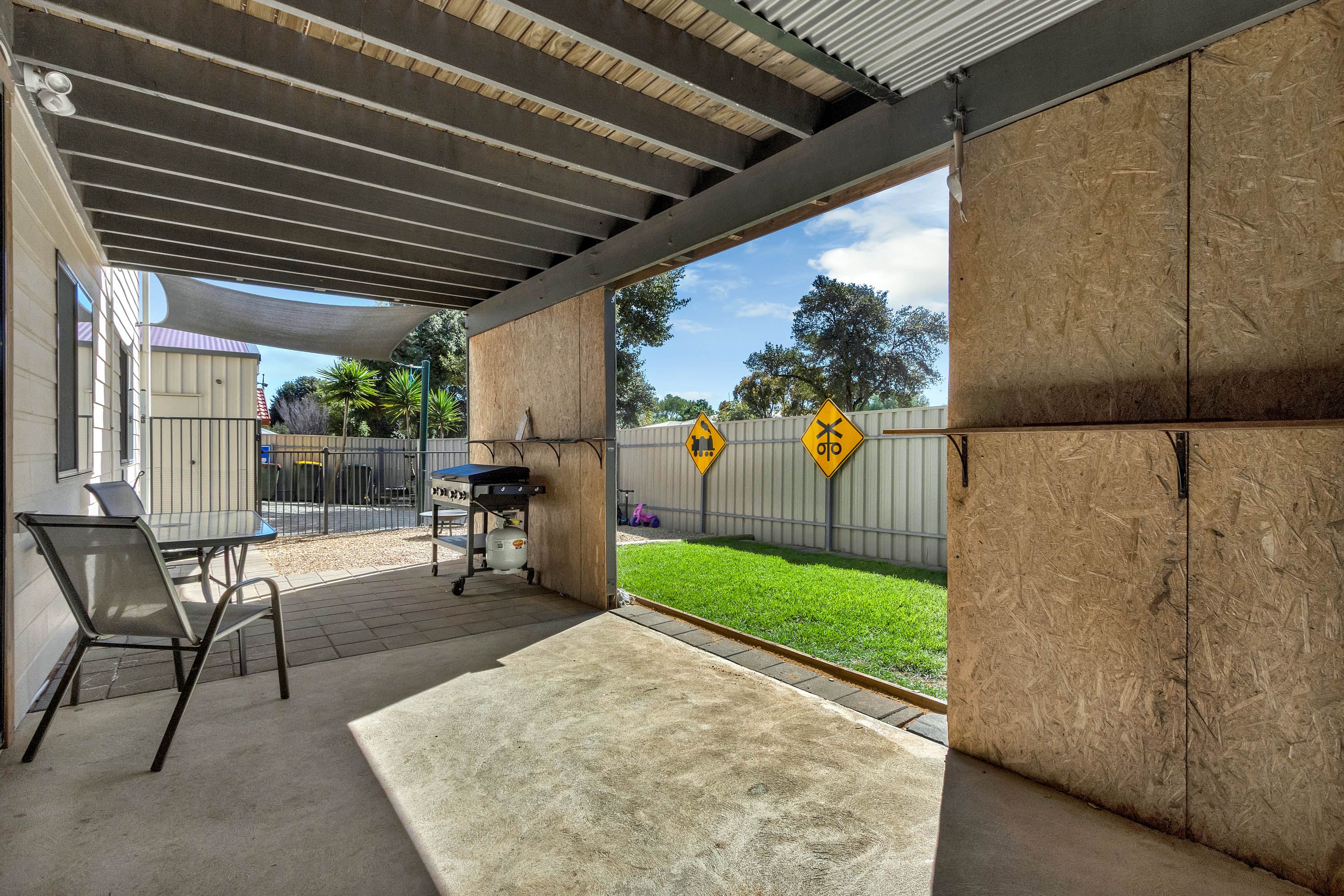 33 Broadmeadows Road — photo 18 of 24
