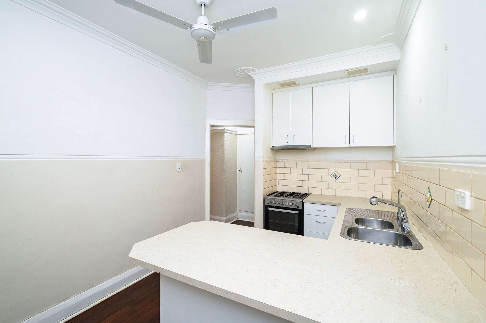 355 Fitzgerald Street — photo 11 of 22