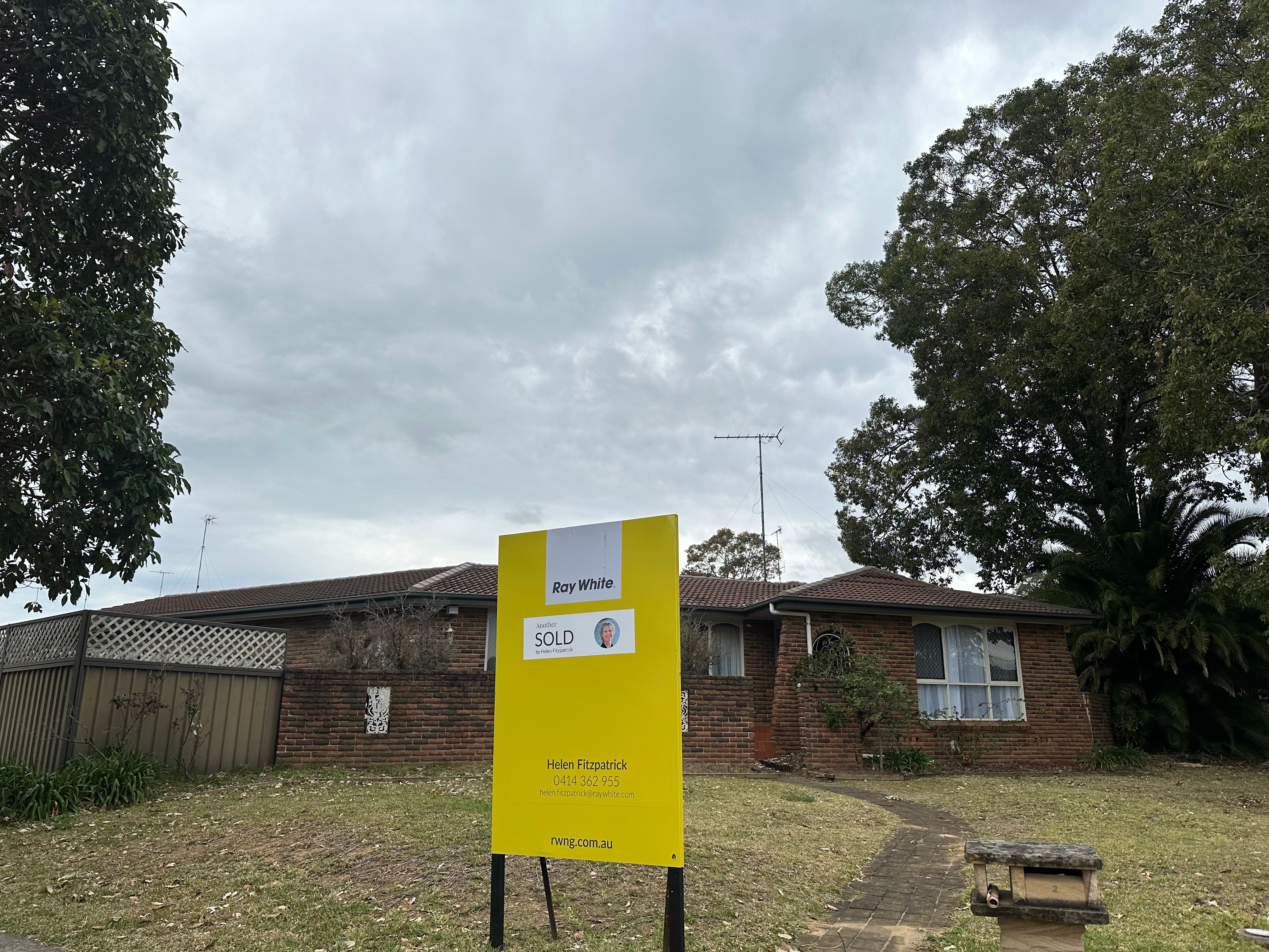 2 Brockamin Drive, South Penrith NSW 2750