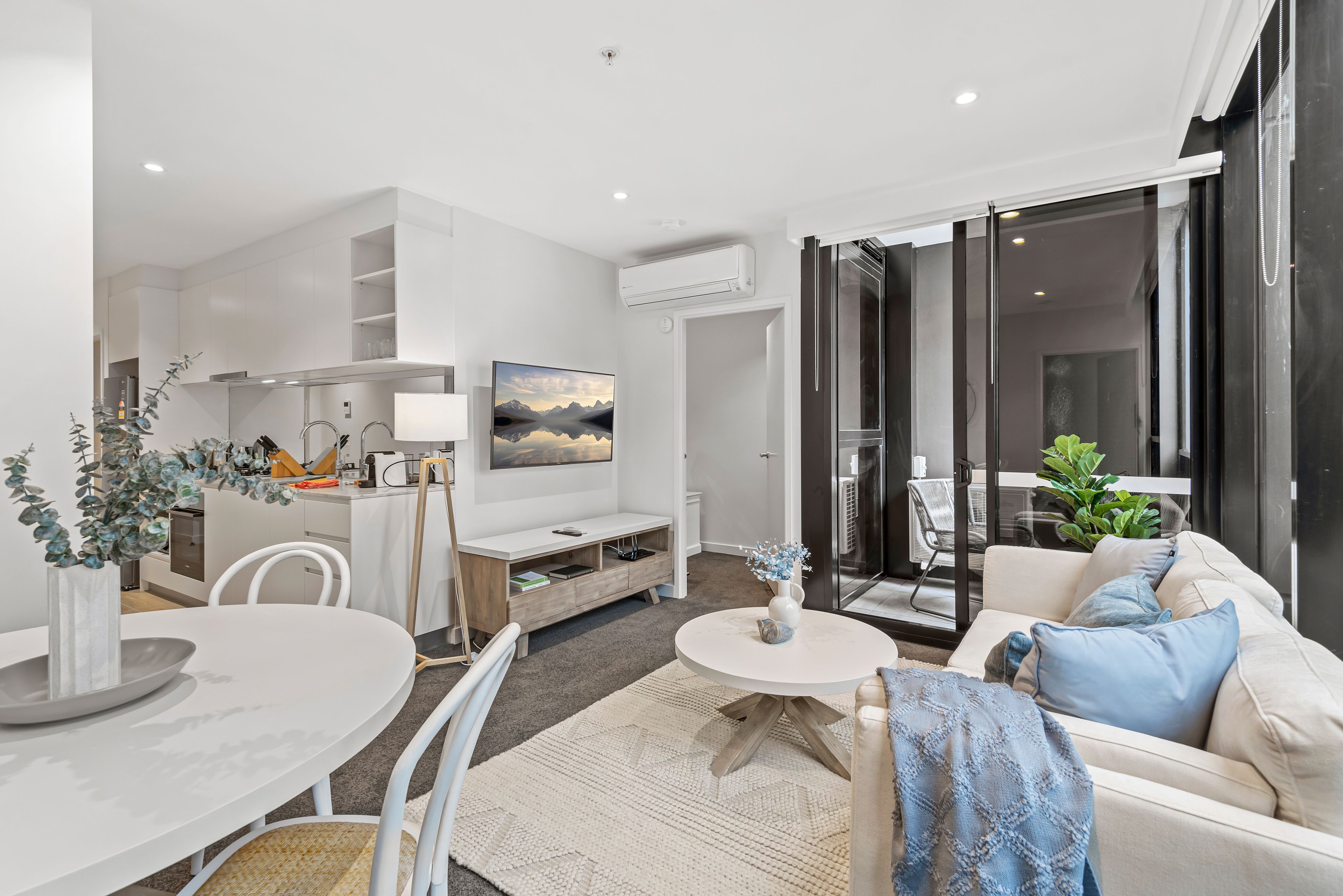3704/245 City Road, Southbank, VIC 3006