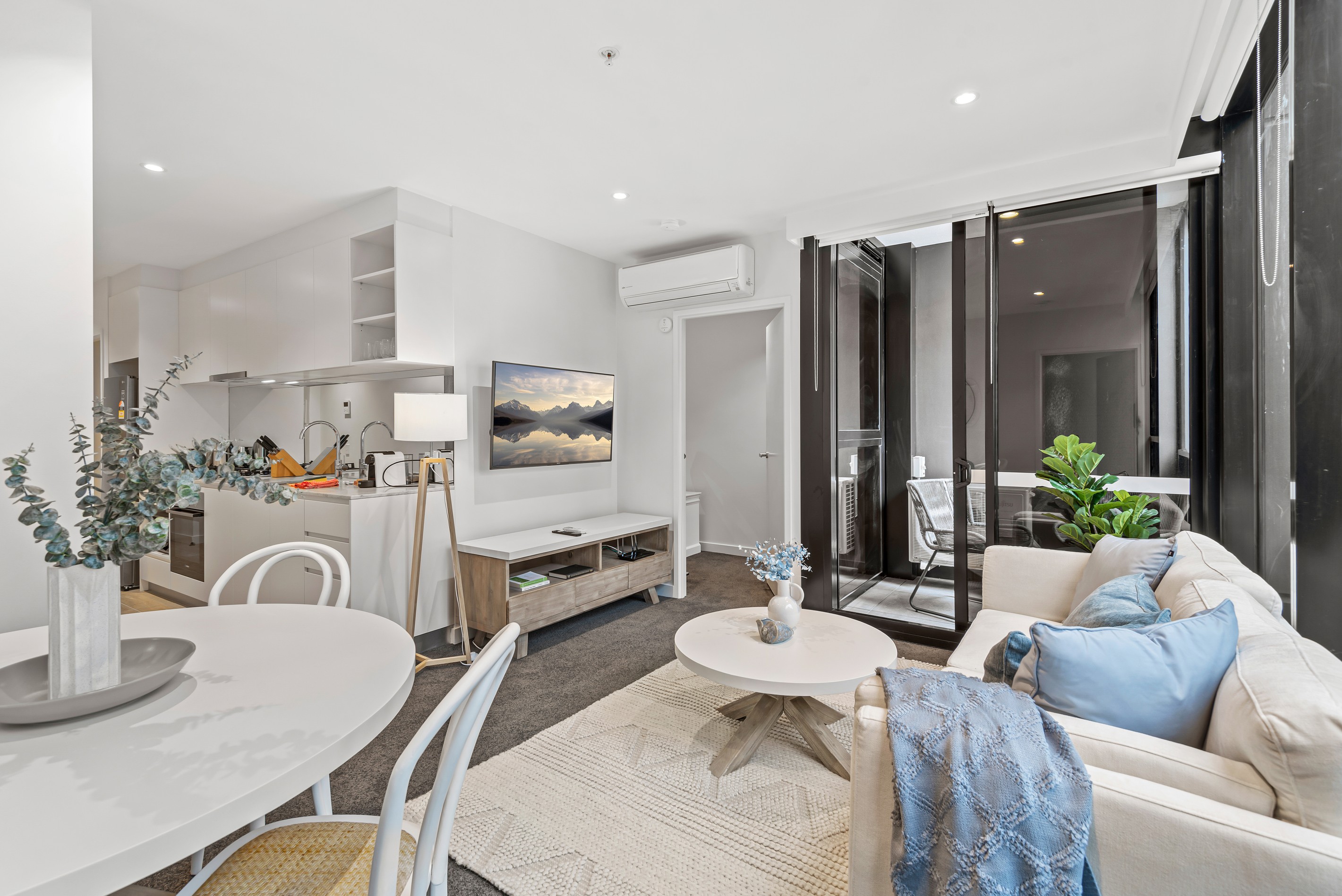 3704/245 City Road, Southbank, VIC 3006