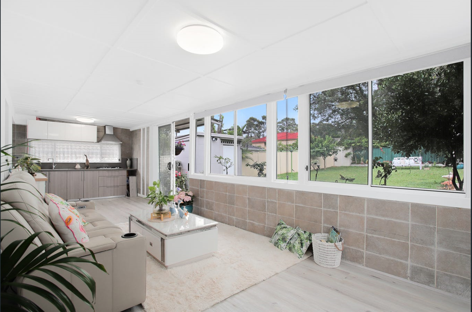 27 Rowley Street, Pendle Hill, NSW 2145 House for Rent St Marys, St