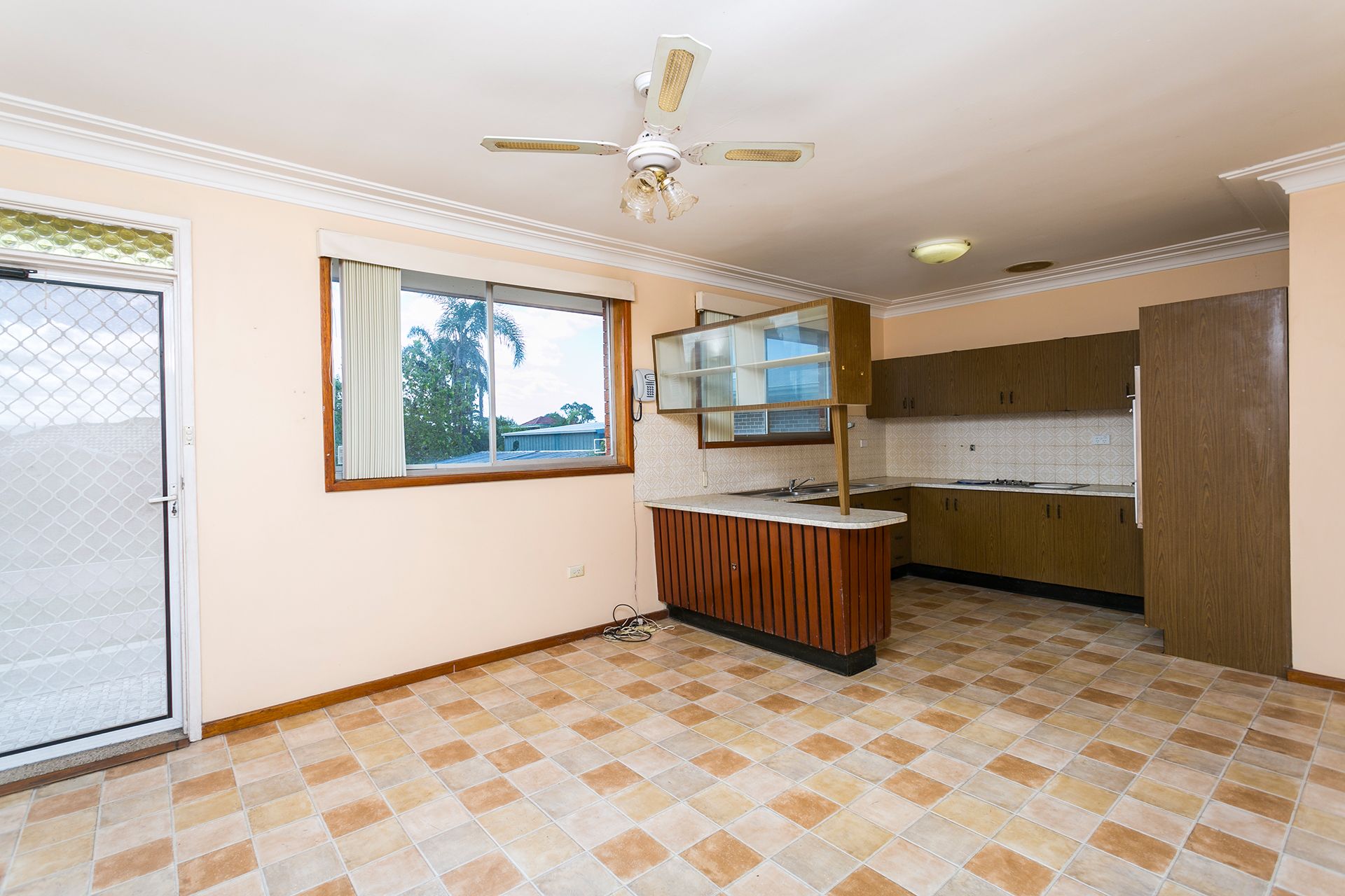62 Addison Avenue, Lake Illawarra, NSW 2528