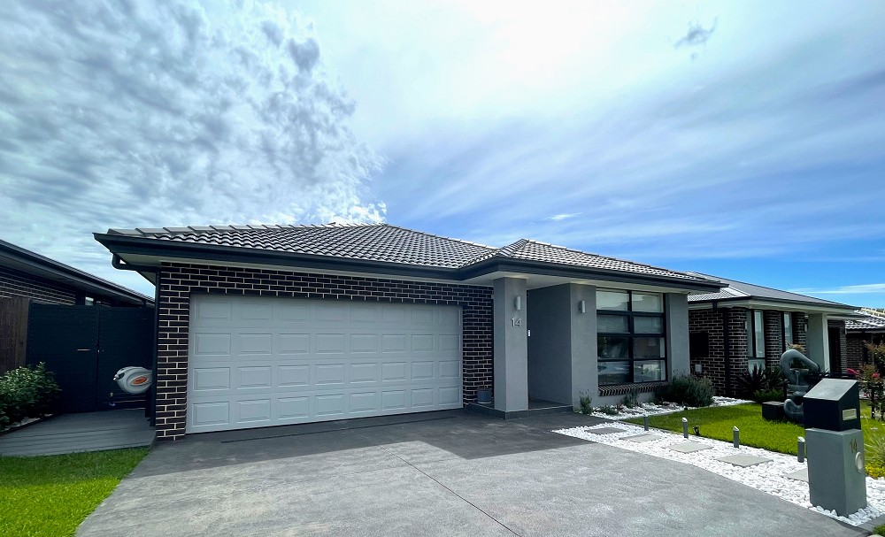 14 Charbray Loop, Oran Park, NSW 2570
