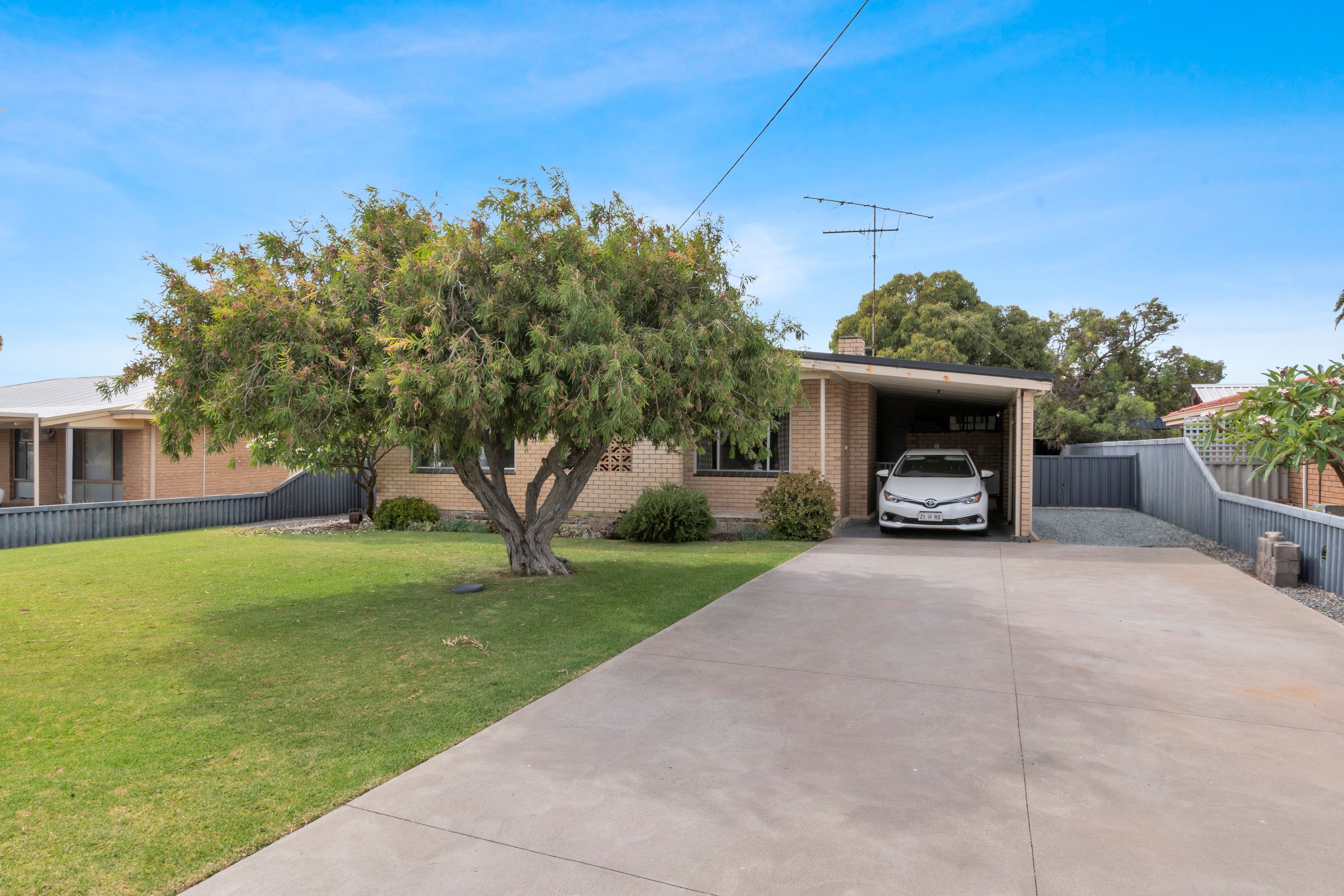 21 Seagate Street, Safety Bay, WA 6169