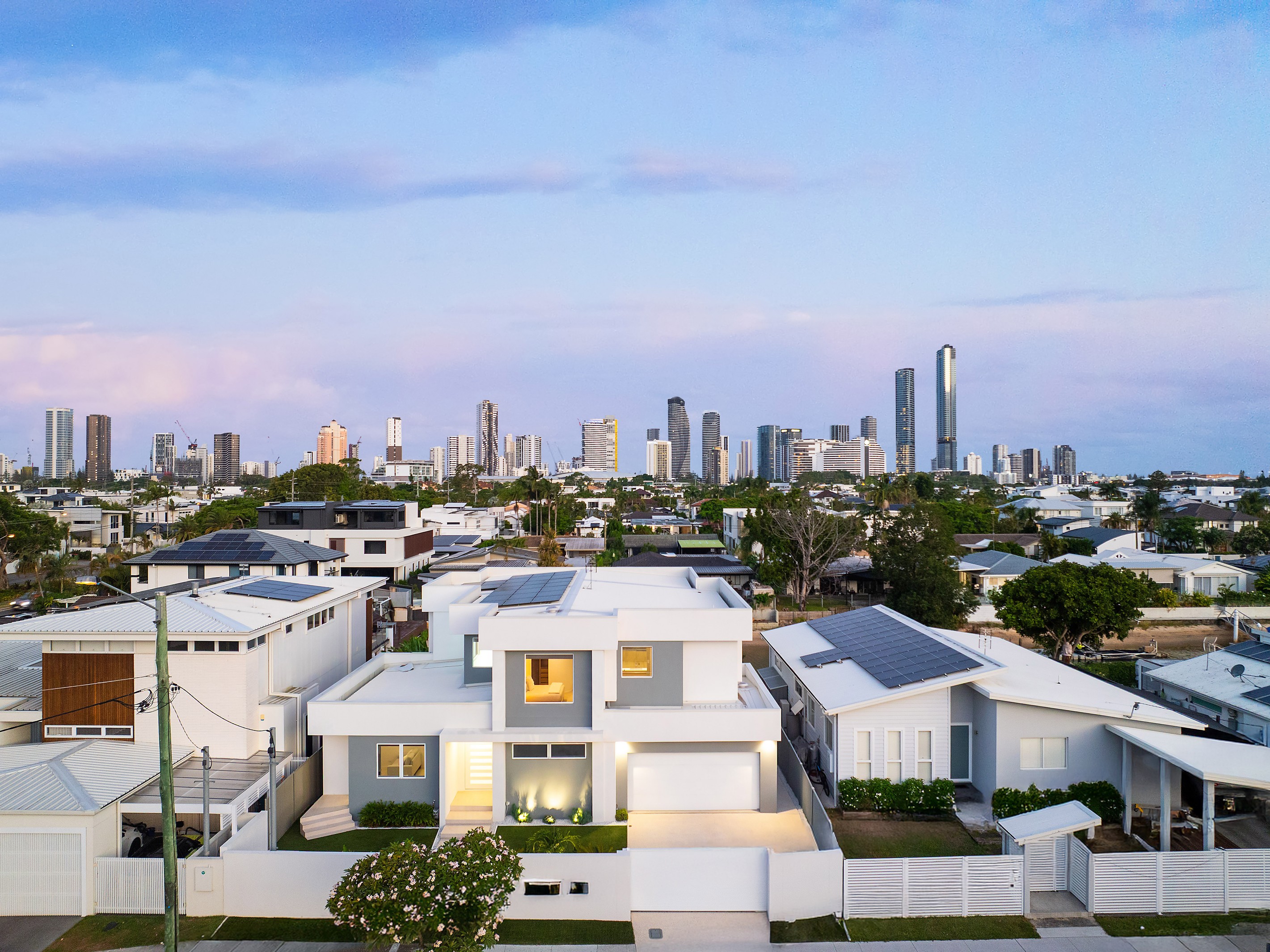 96 Rio Vista Boulevard, Broadbeach Waters, QLD 4218