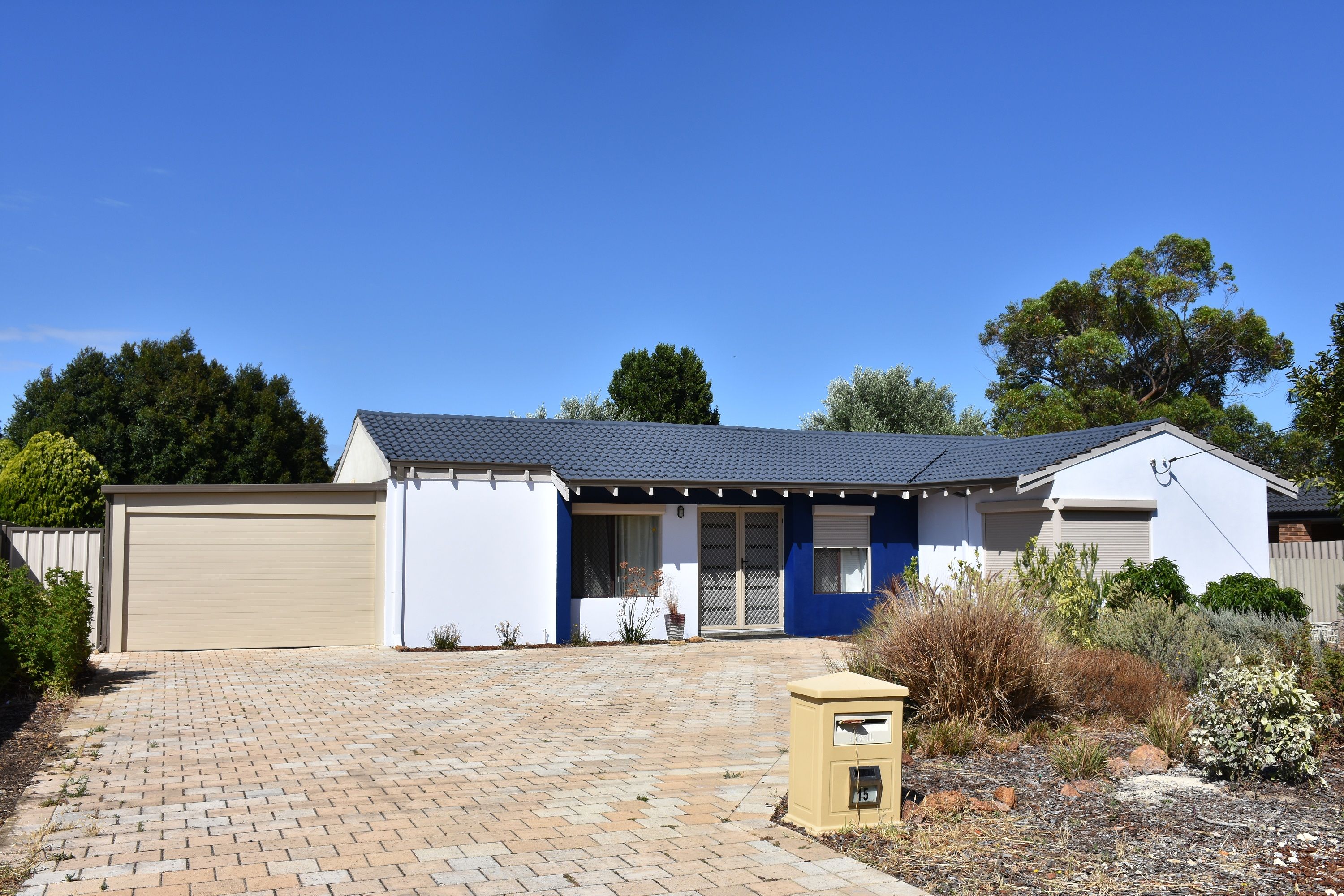 15 Cypress Road, Forrestfield, WA 6058