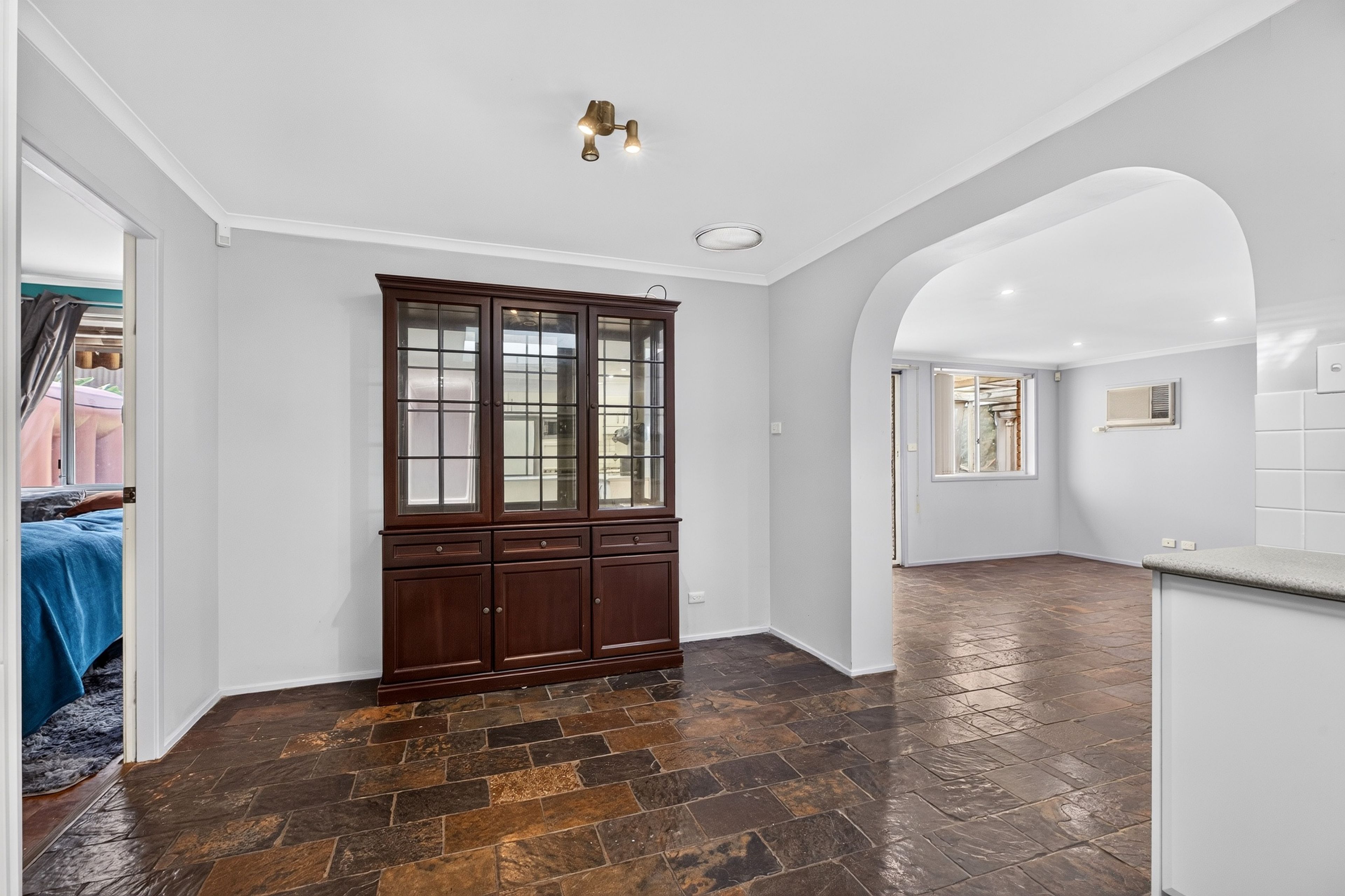 6 Scarus Place — photo 5 of 27