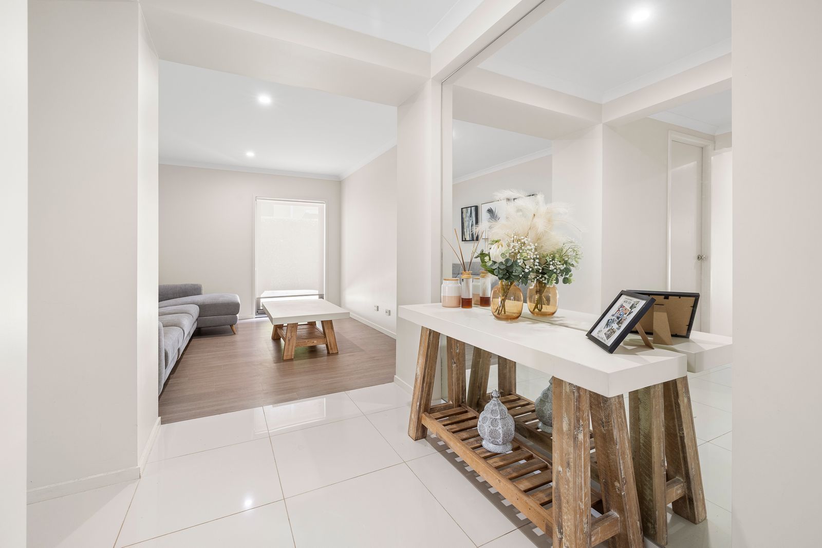 33 Ellabay Crescent — photo 7 of 18