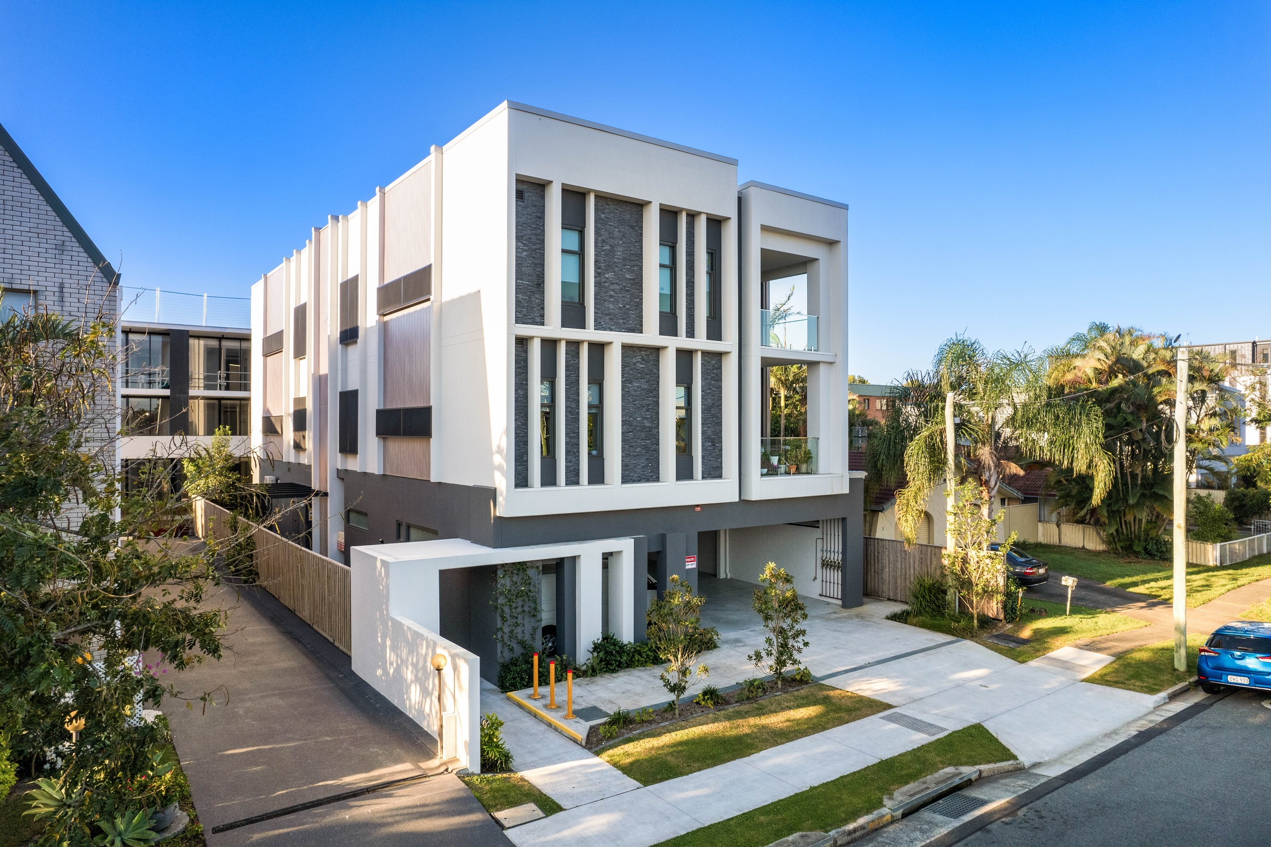 55 Milton Avenue, Paradise Point, QLD 4216