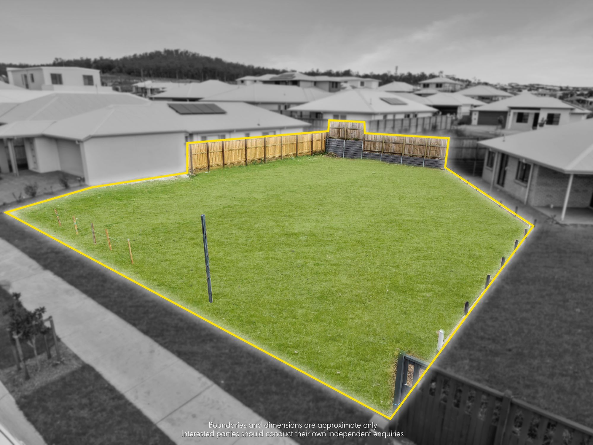 43 Glowing Way, White Rock, QLD 4306
