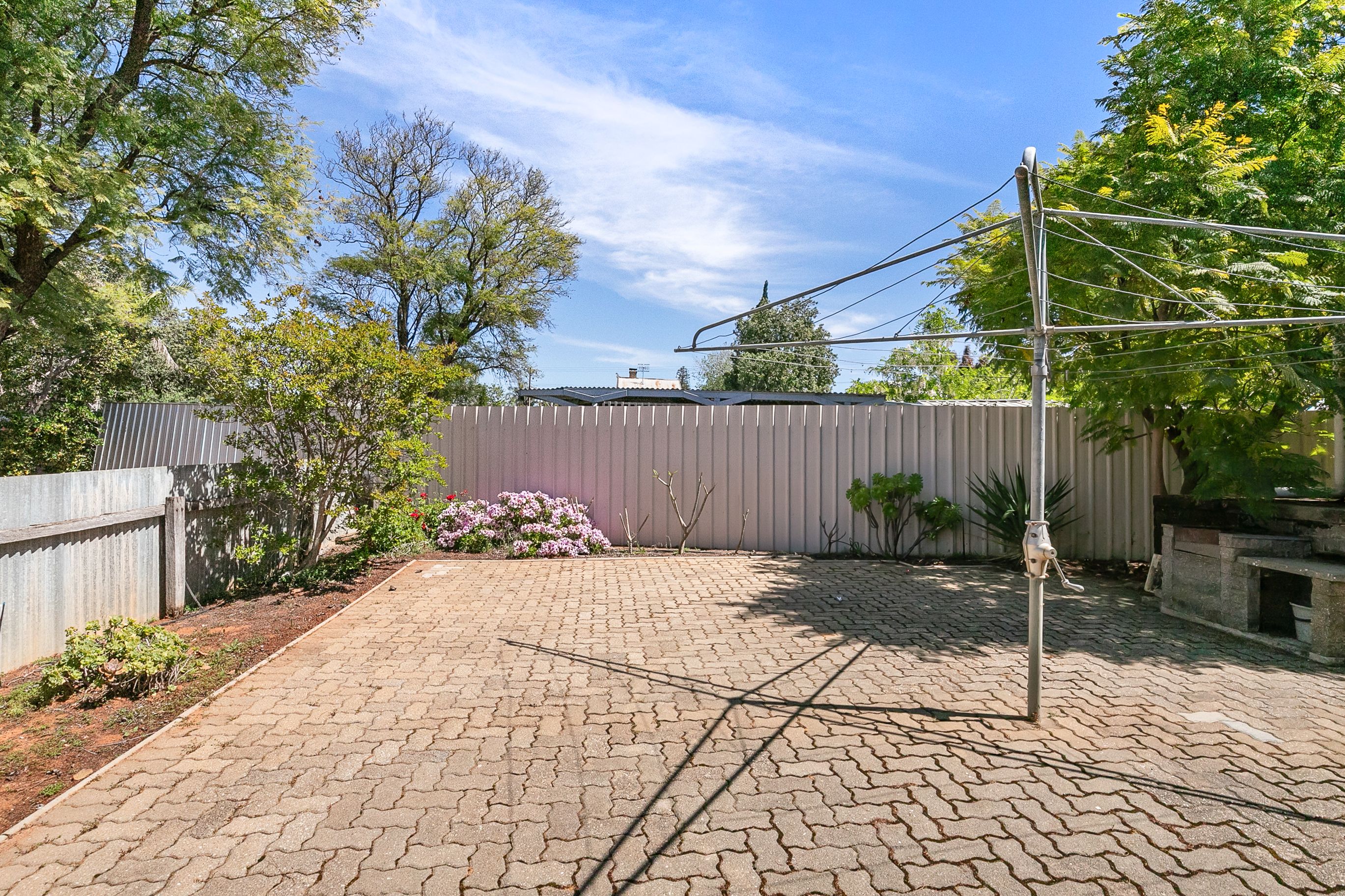 2 Anderson Street — photo 13 of 14