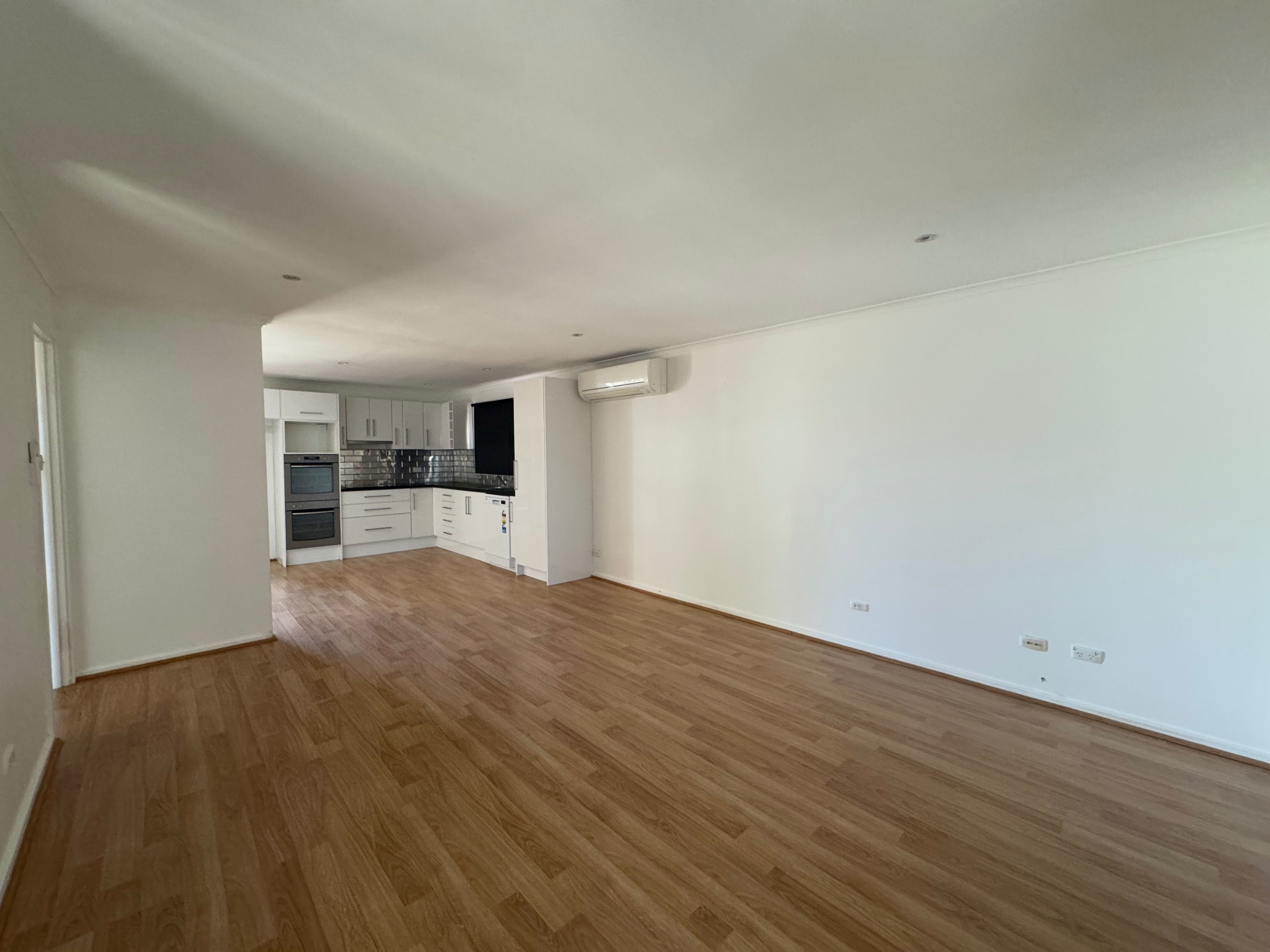 4 Strangman, Waikerie, SA 5330