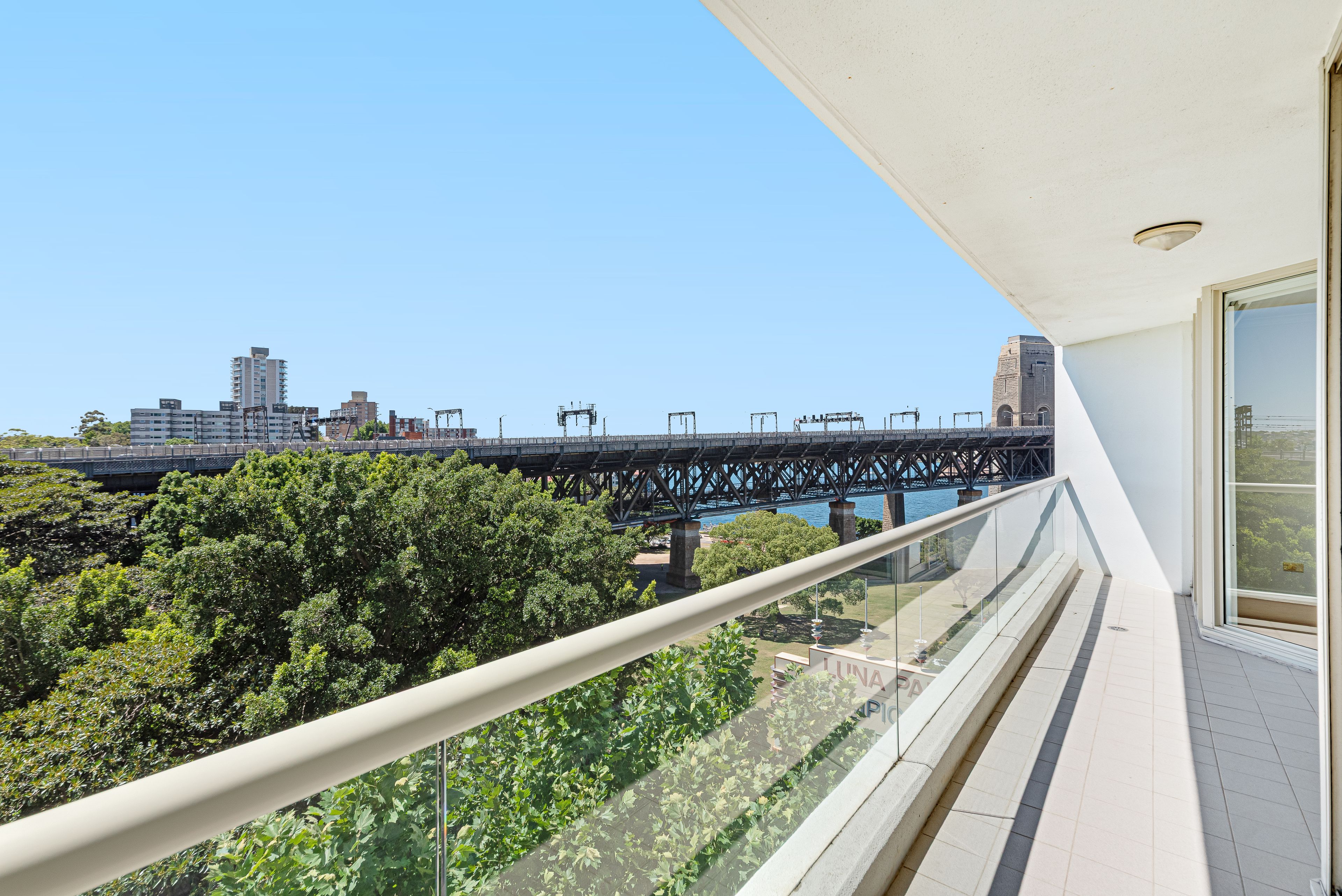 702/38 Alfred Street, Milsons Point, NSW 2061