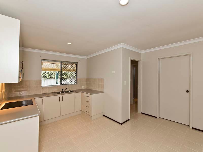 Unit 2/22 Kimberley Way, Parkwood, WA 6147