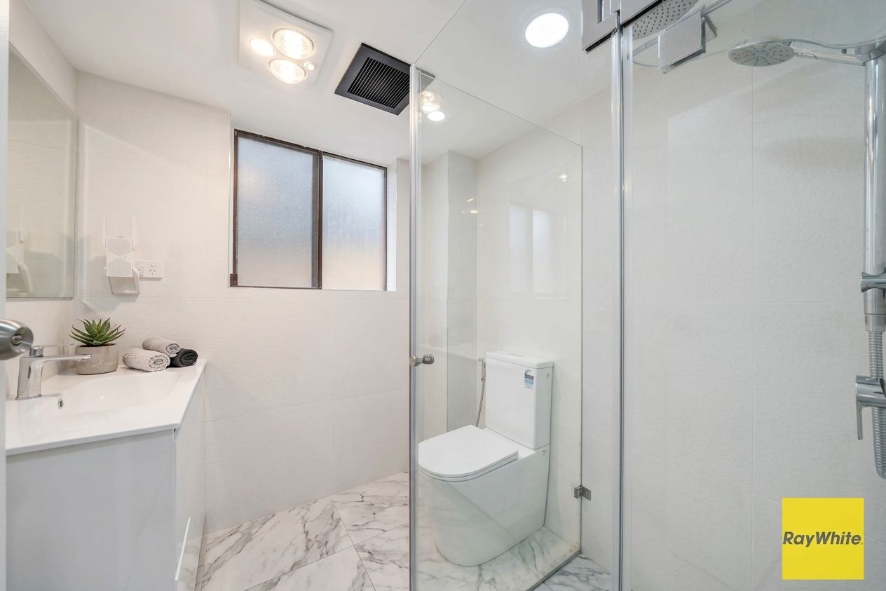 24A TORRENS Street — photo 12 of 16