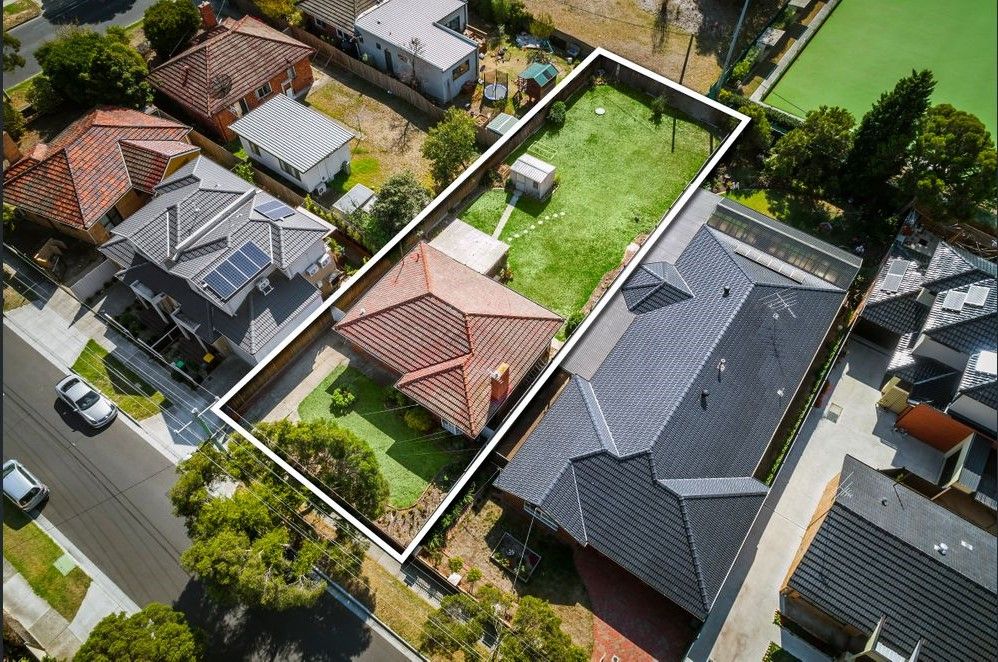 102 Winter Crescent, Reservoir, VIC 3073