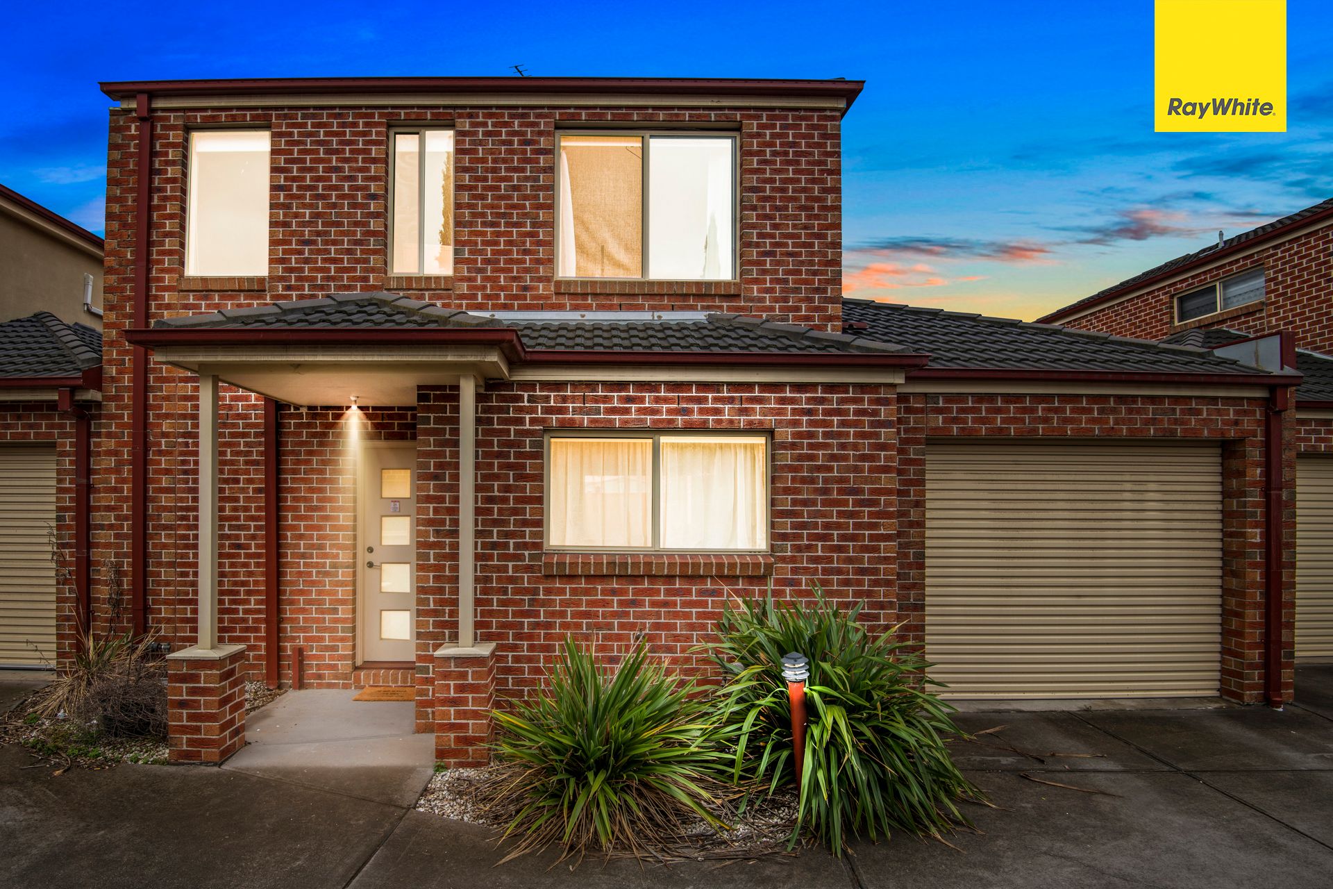 26 McKinley Drive, Roxburgh Park VIC 3064