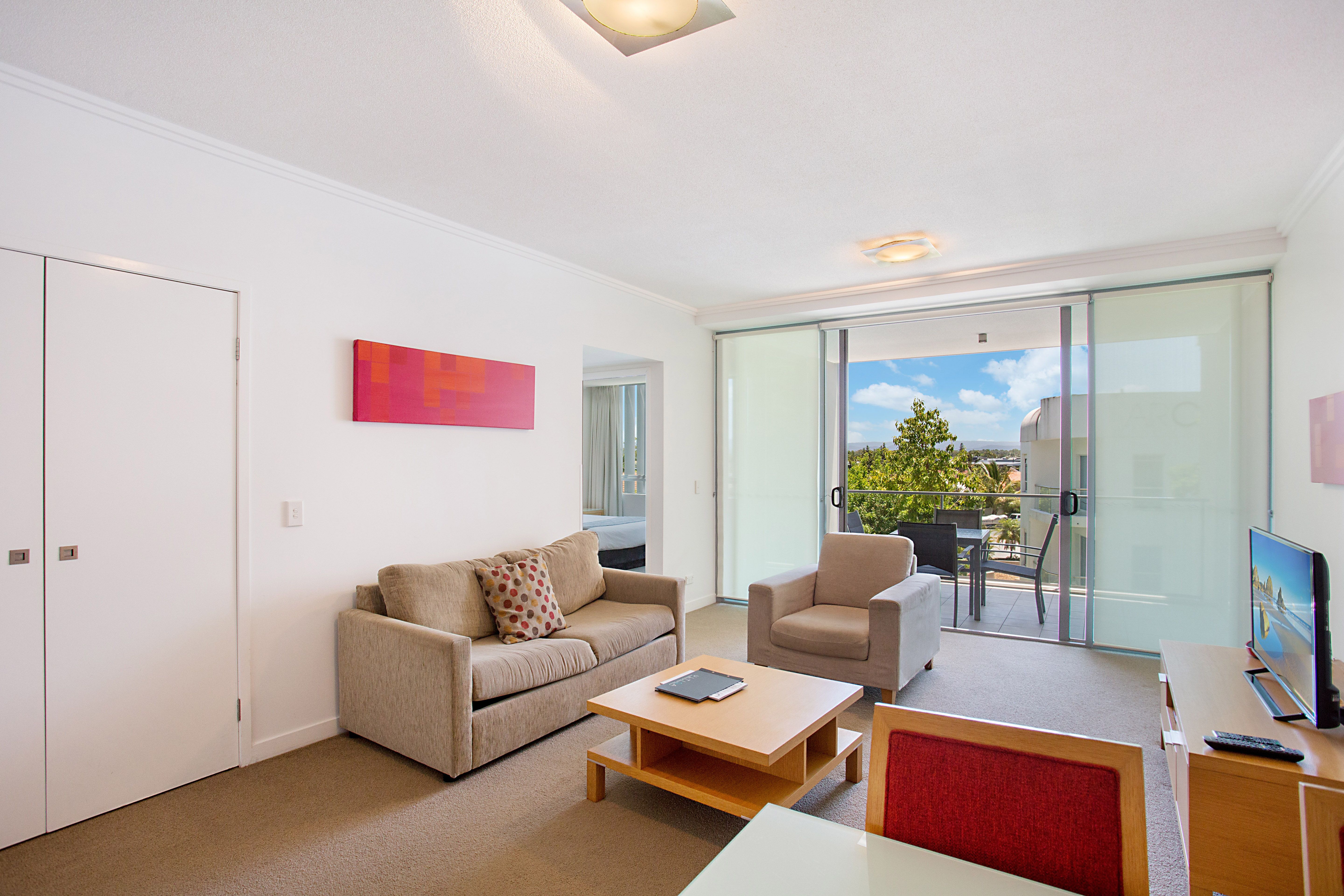 2204/33 T E Peters Drive, Broadbeach Waters, QLD 4218