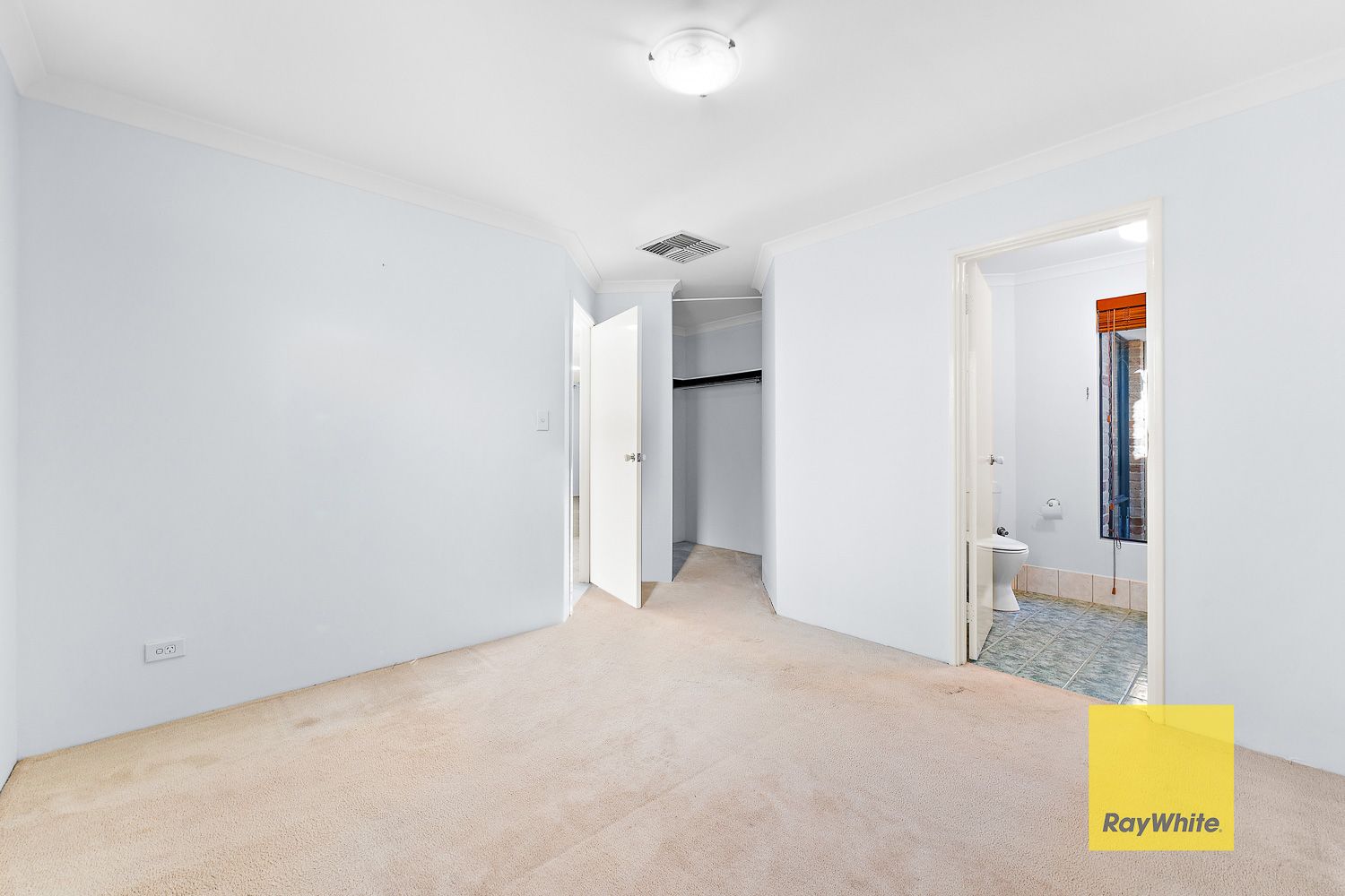 17 Andrews Road — photo 16 of 22