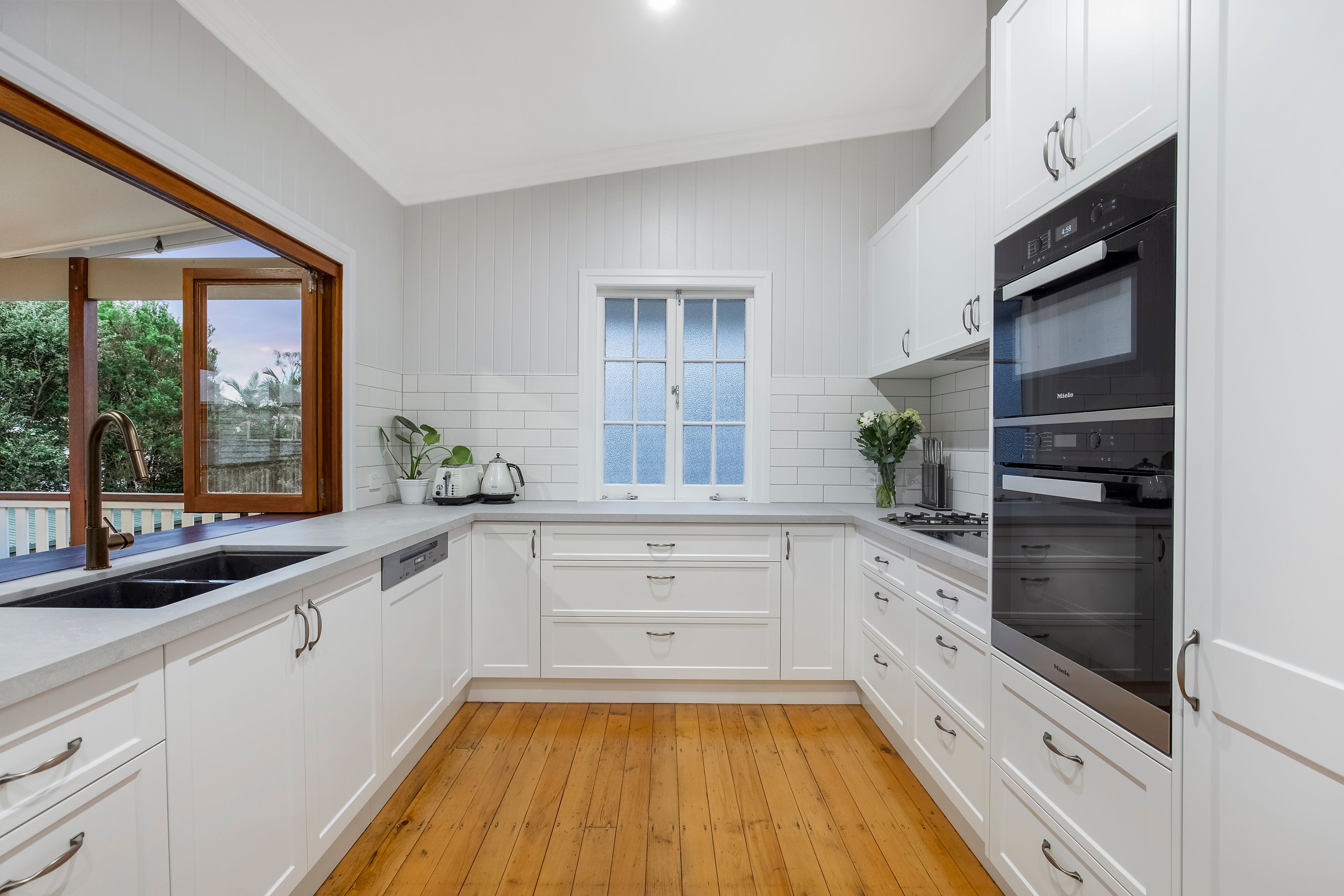 22 Shaw Road, Kalinga, QLD 4030