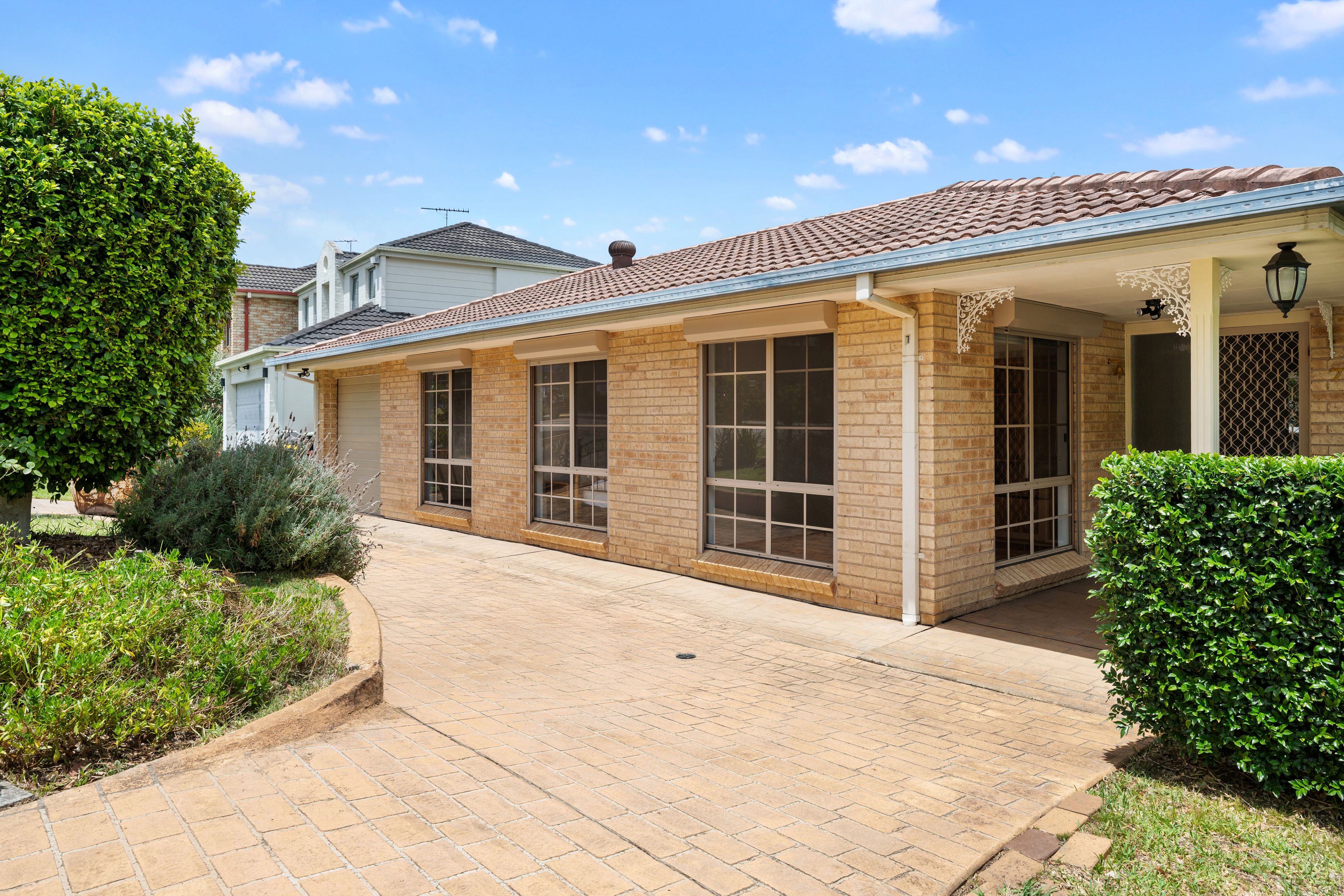 7 Leopold Place, Cecil Hills, NSW 2171