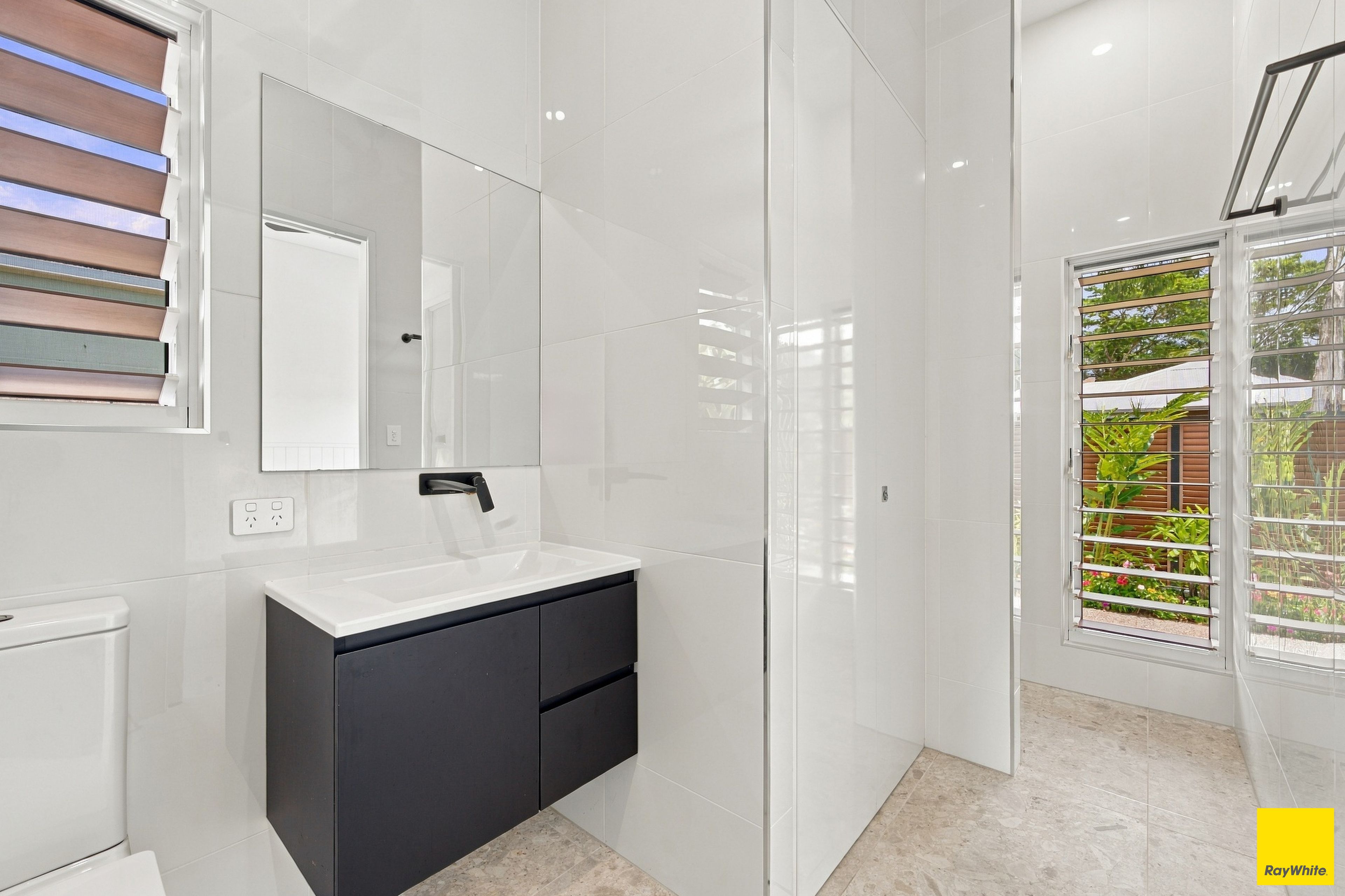 12 Sennfeld Close — photo 9 of 30