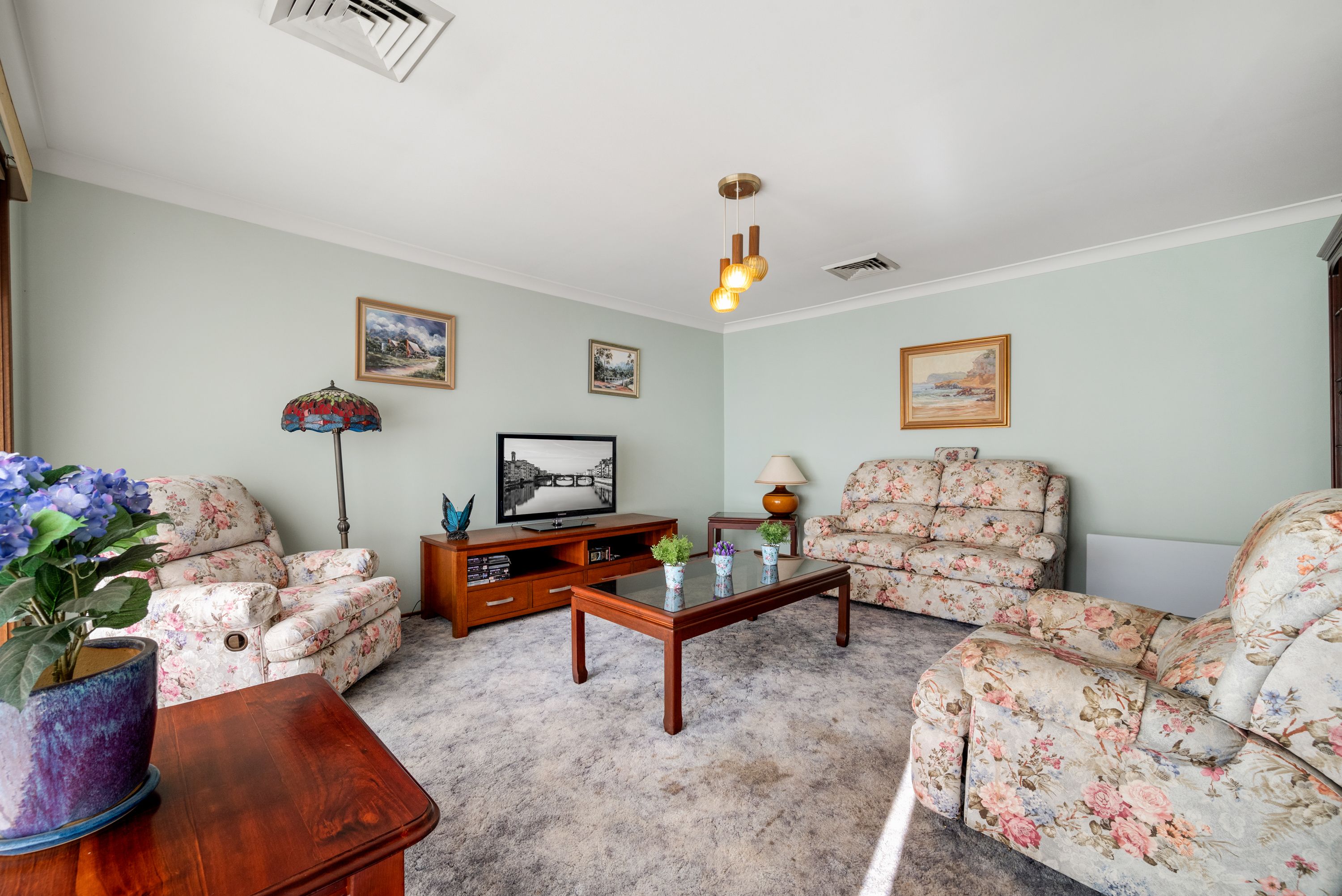 3 Swallow Place, Ingleburn, NSW 2565