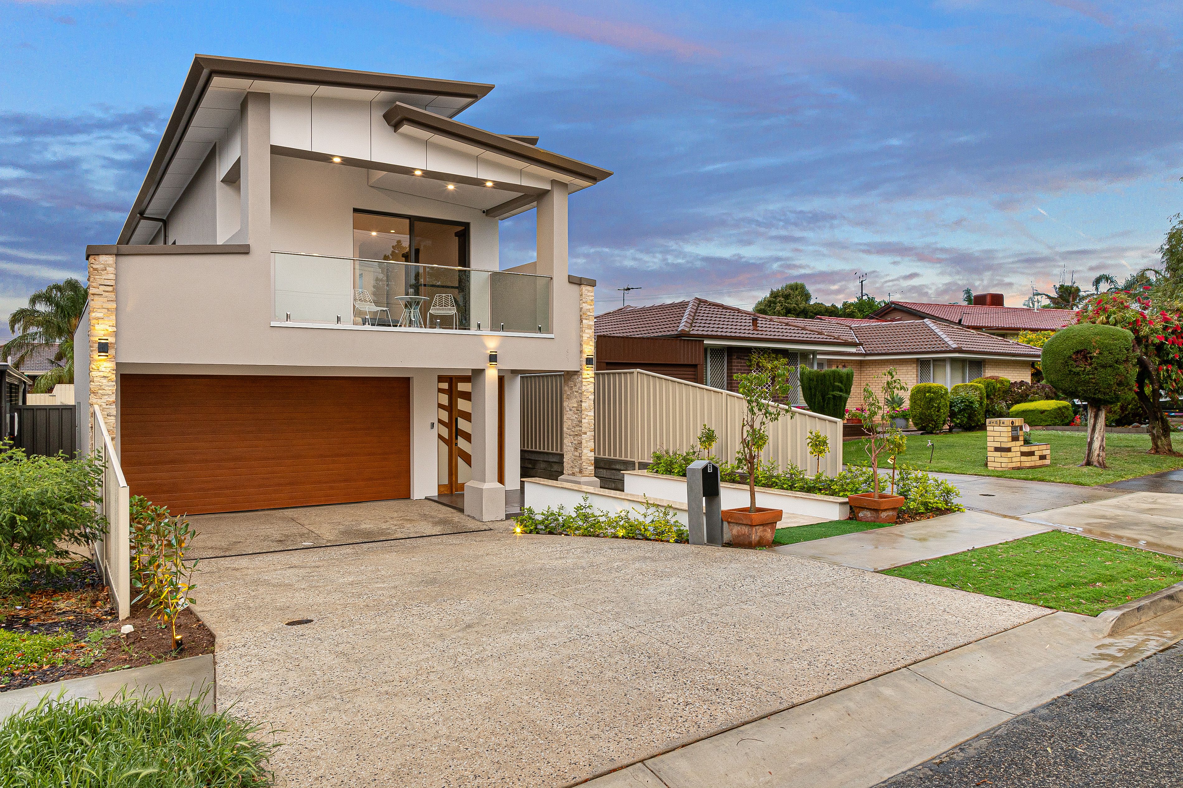 8 Duke Avenue, Modbury Heights, SA 5092