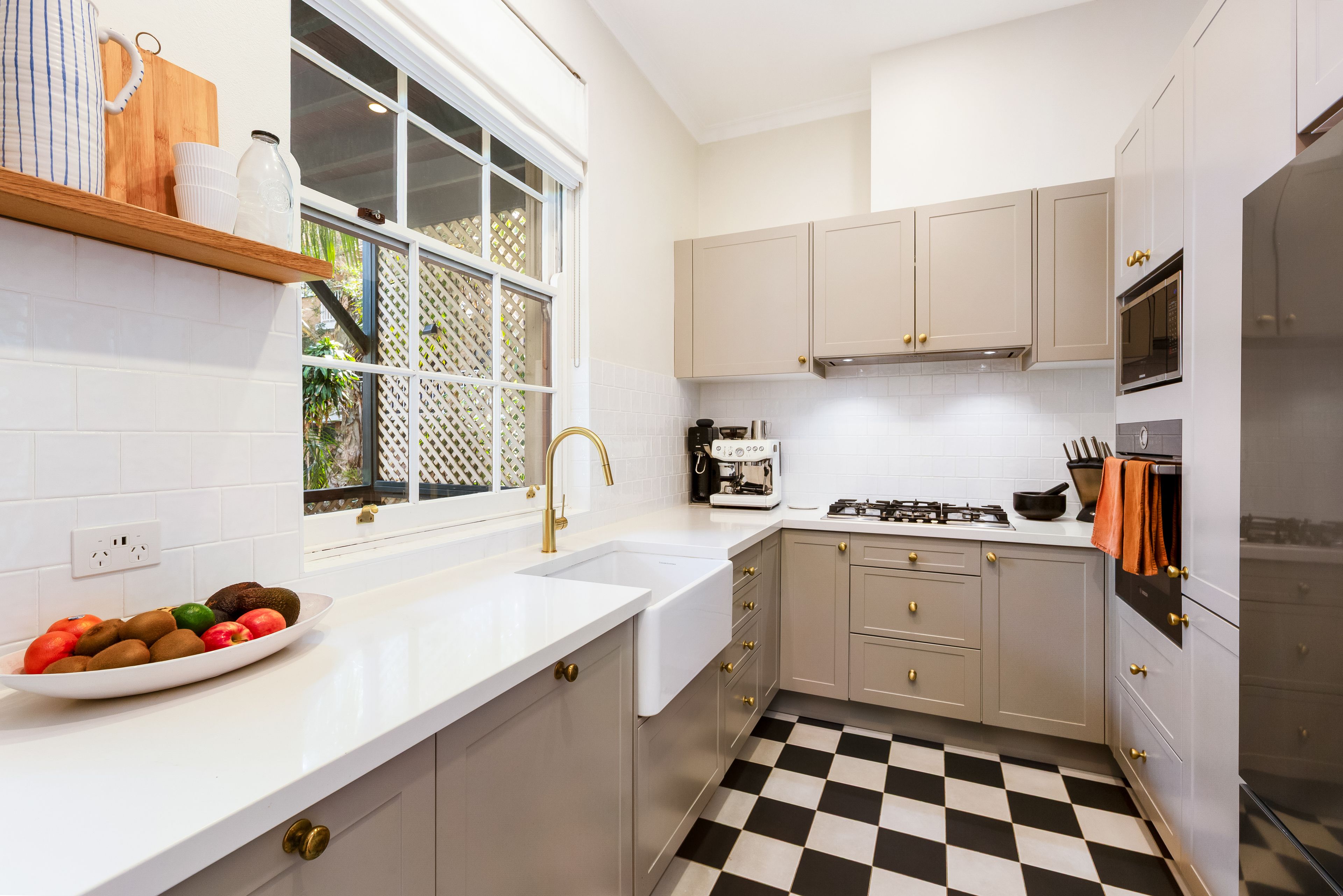 2/55 Albion Street — photo 9 of 11