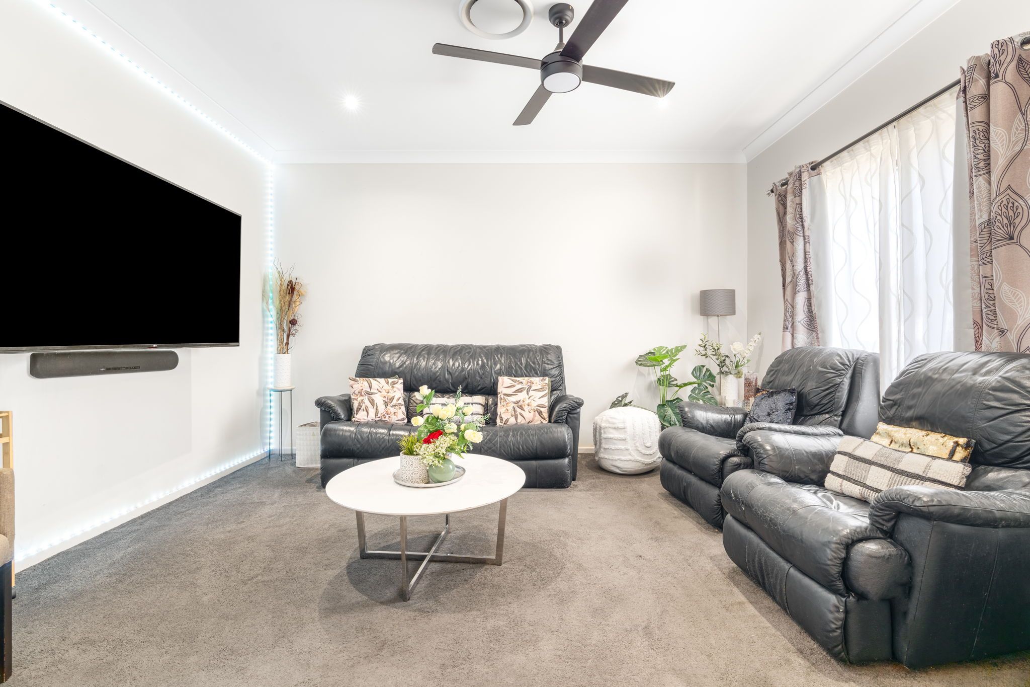 10 Skyring Street — photo 3 of 12