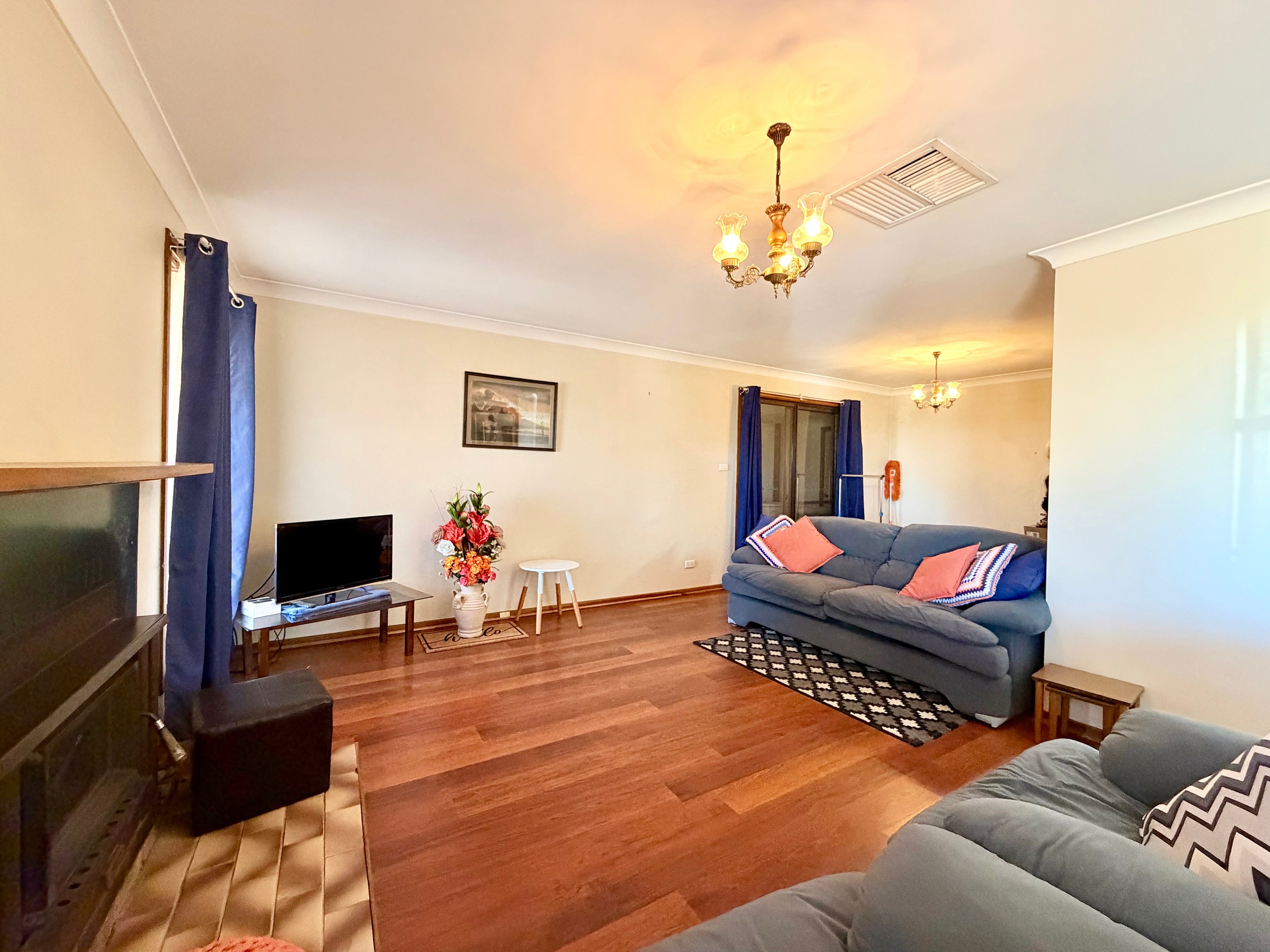 32 Brolgan Road, Parkes, NSW 2870