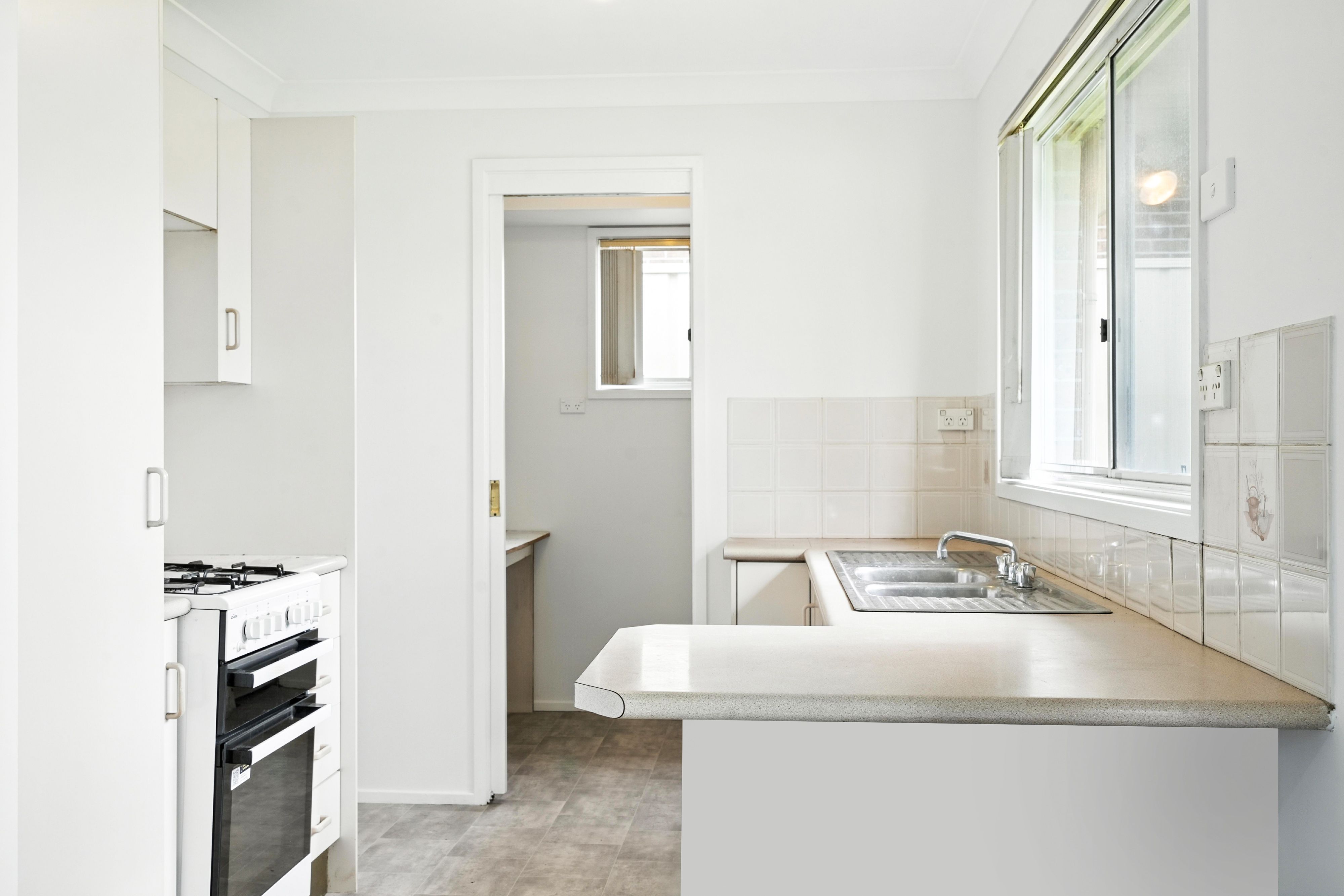 12 Bulbul Avenue — photo 3 of 9
