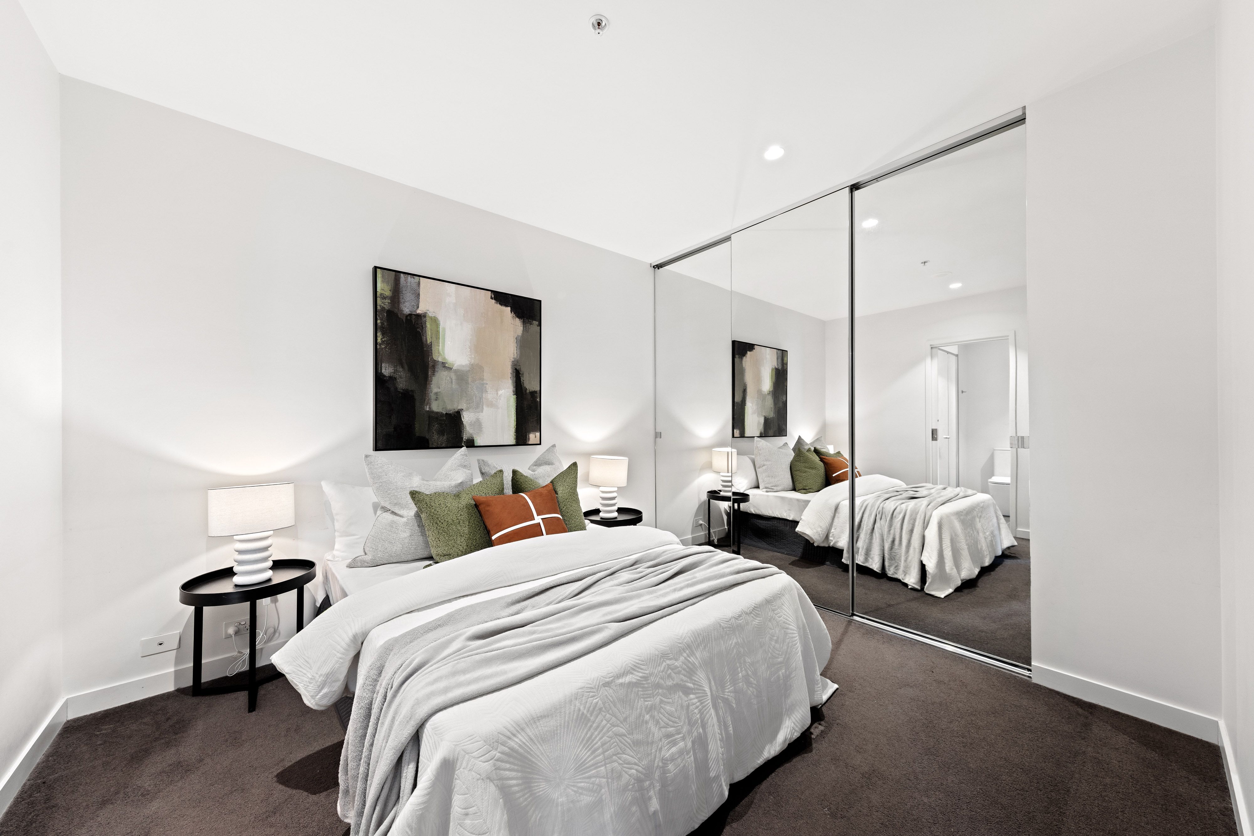 1611/45 Clarke Street — photo 10 of 19