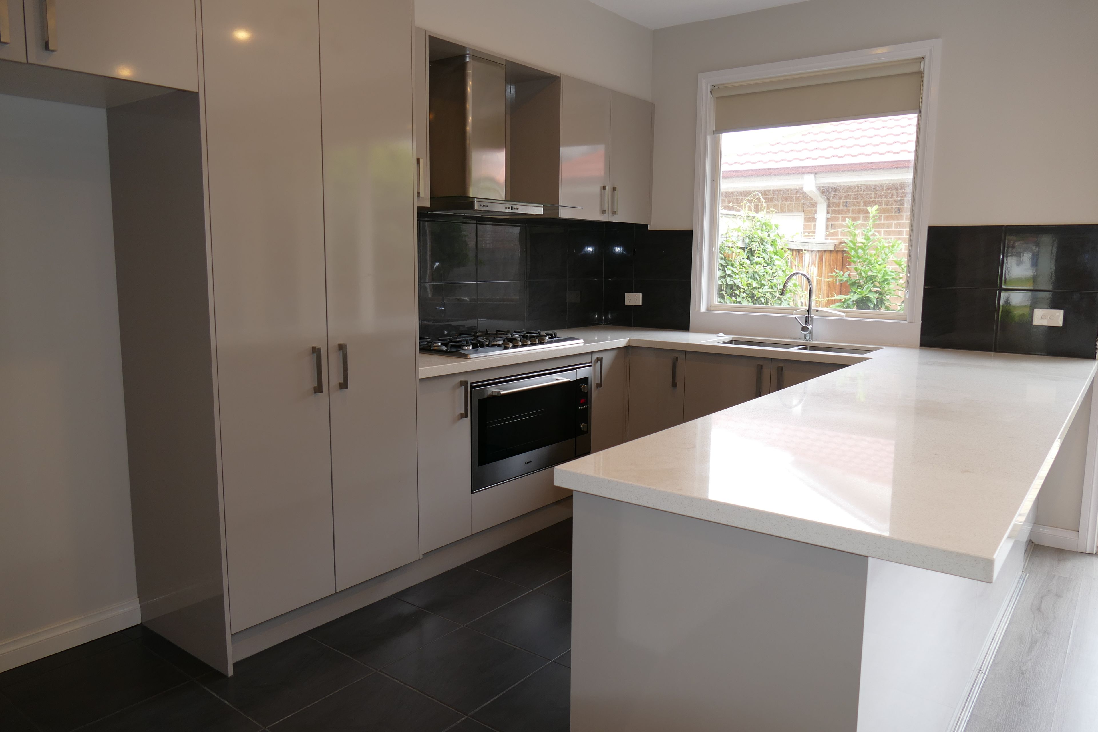 3/11 Carlisle Crescent, Hughesdale, VIC 3166