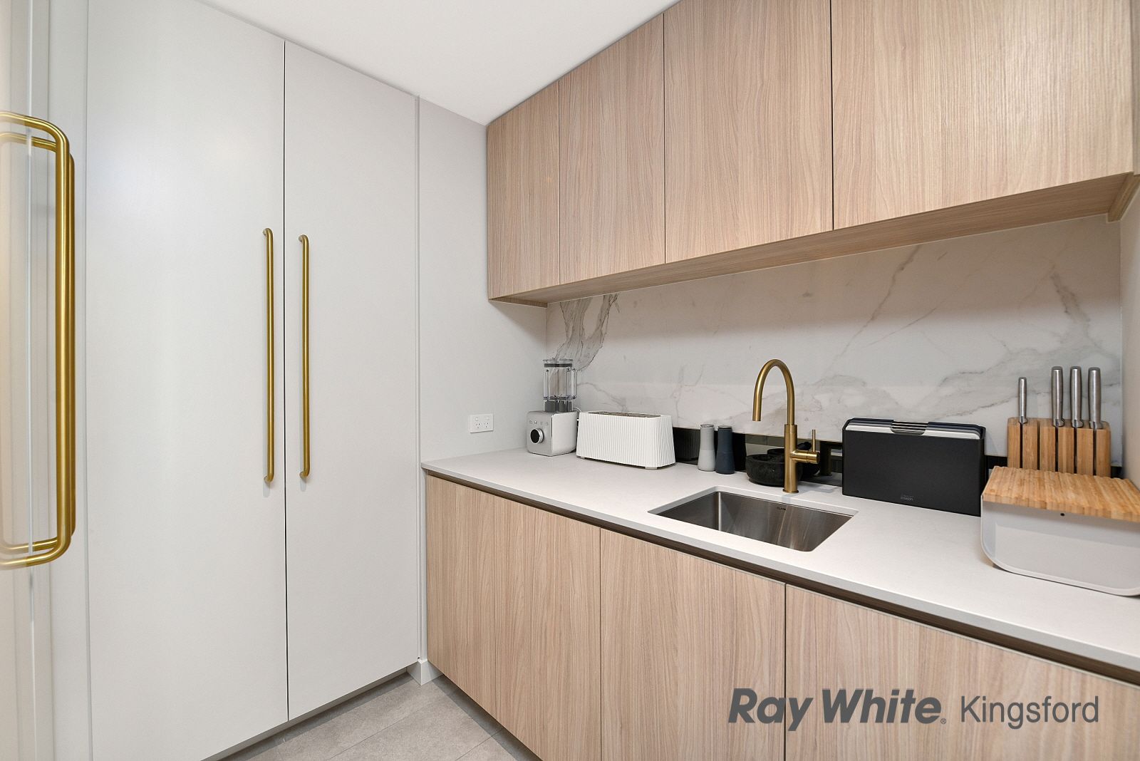 206/32 Ebsworth Street — photo 9 of 18