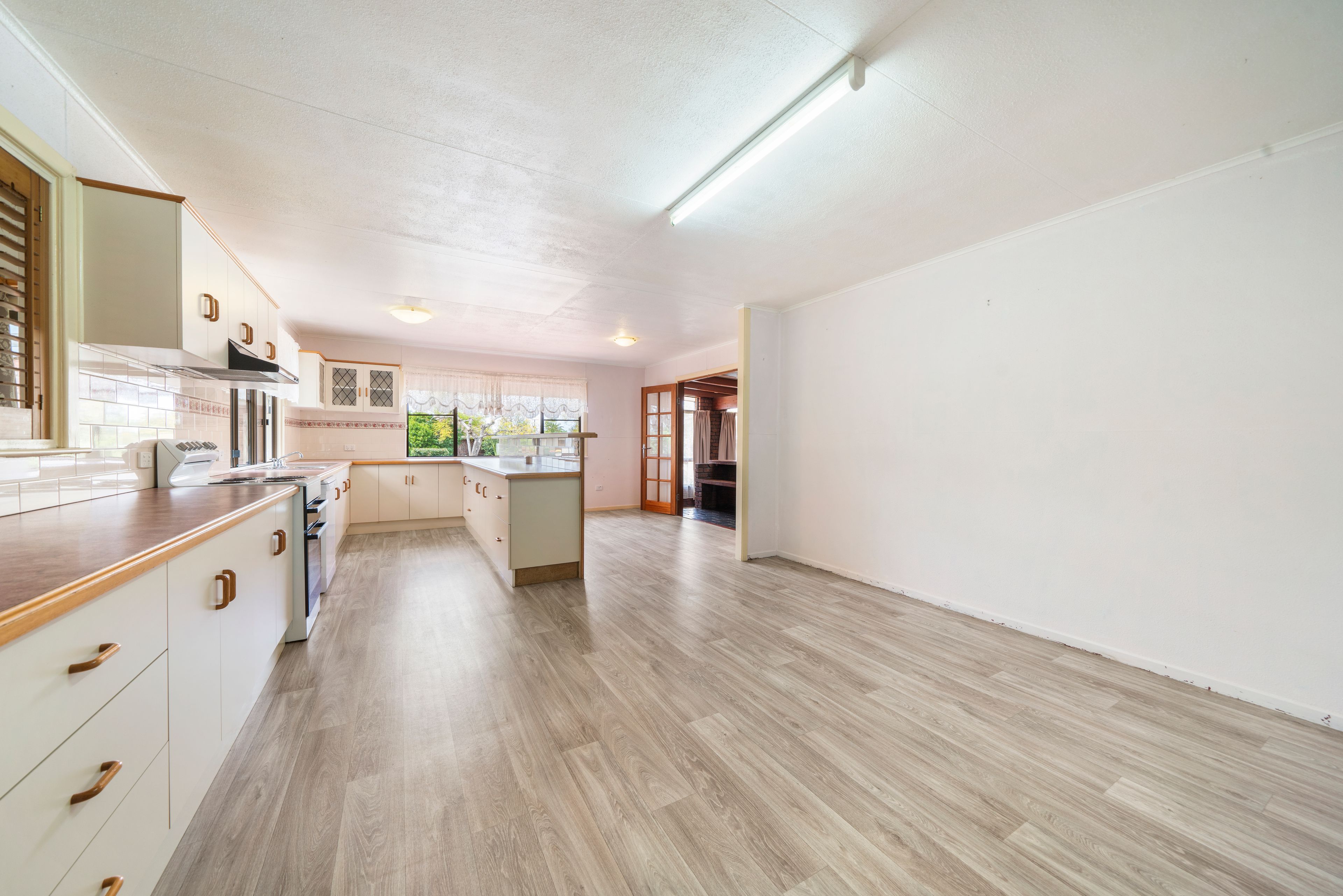 13 Holmes Street — photo 7 of 22