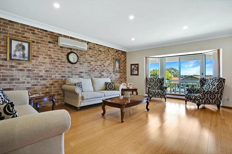 10 Leonello Place, Edensor Park, NSW 2176