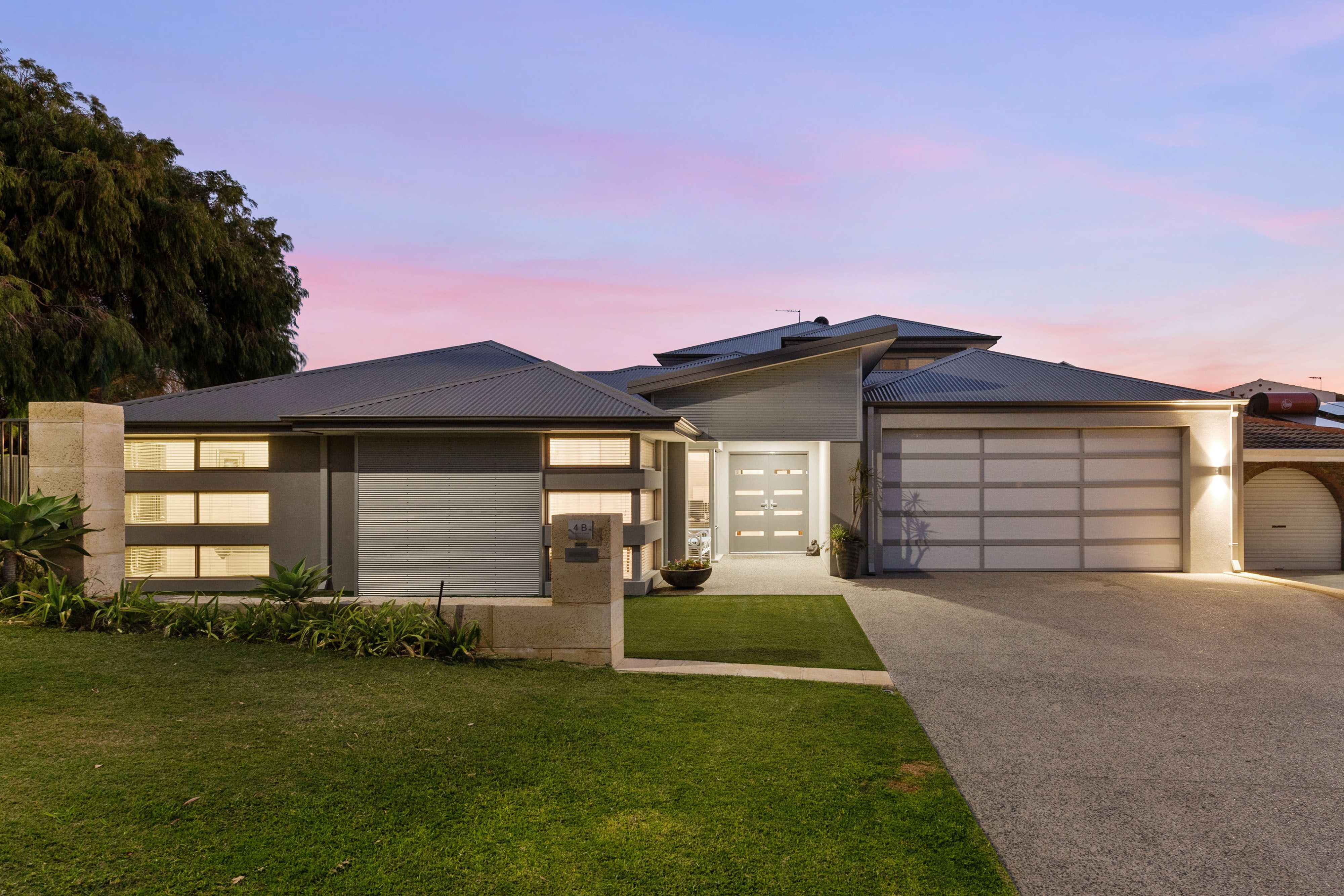 4B Frobisher Avenue, Sorrento, WA 6020