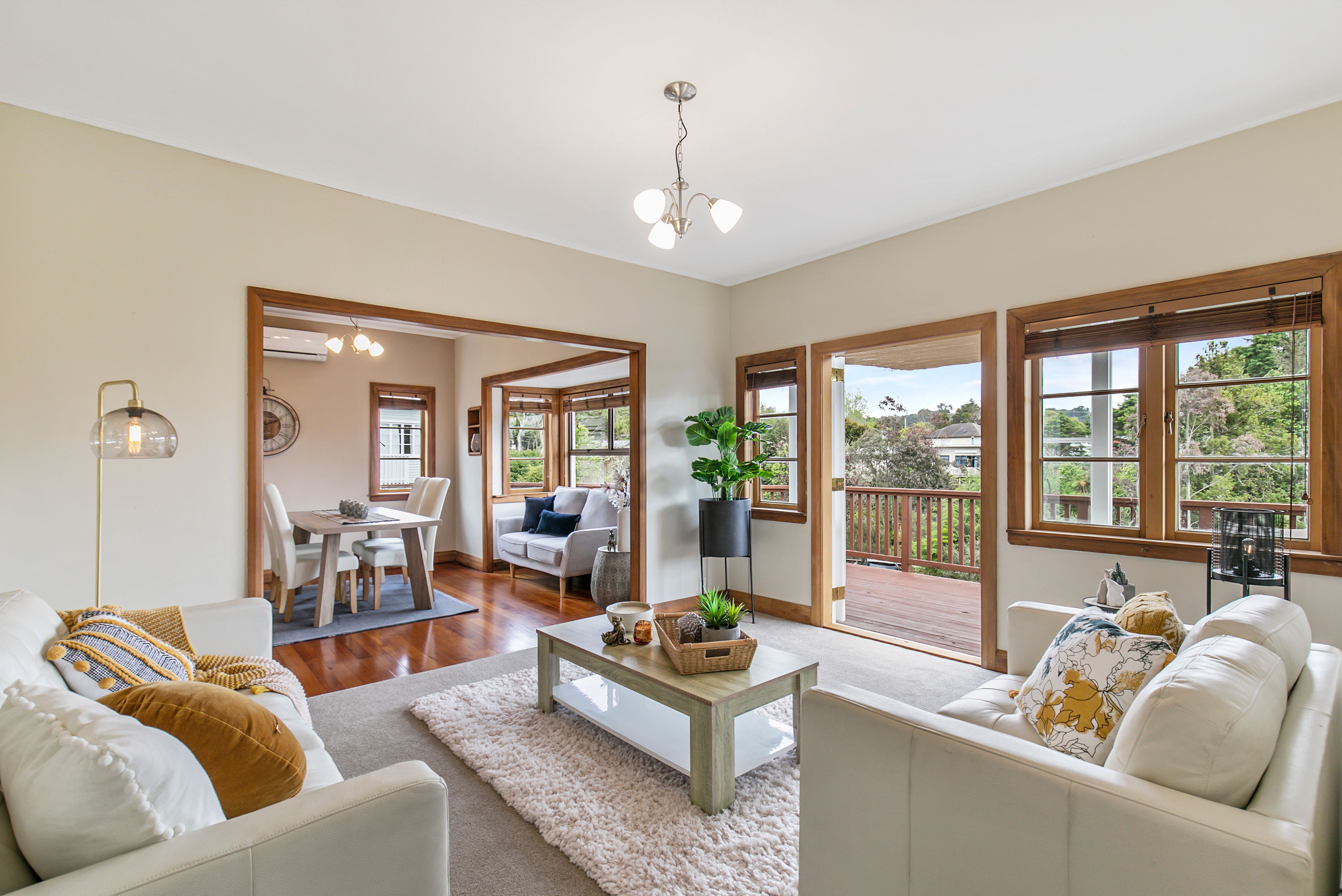 518g West Coast Road, Oratia, Waitakere City