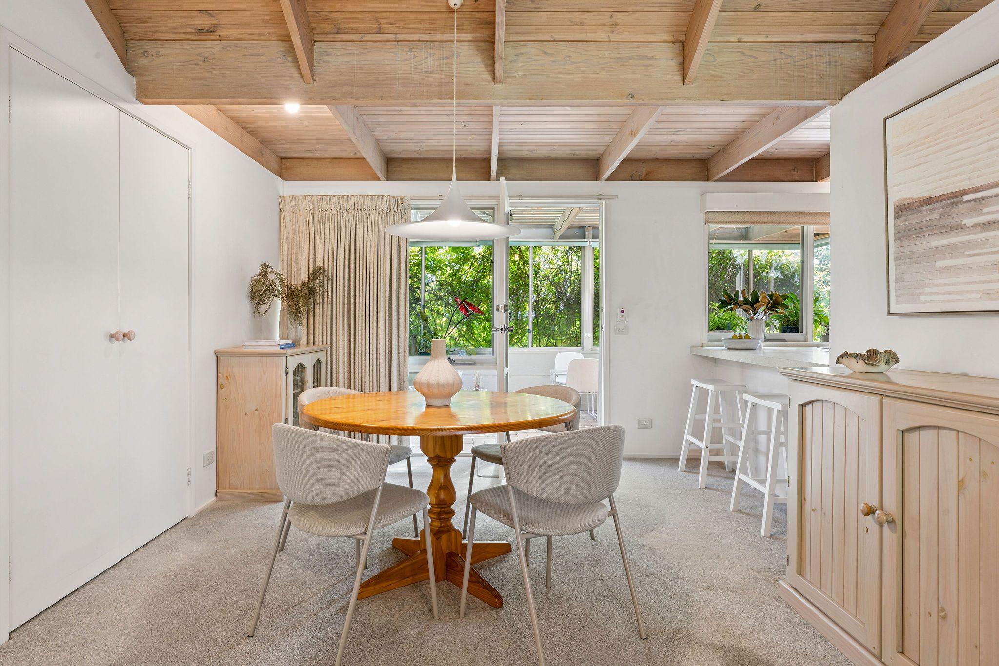 30 Banksia Place — photo 4 of 15