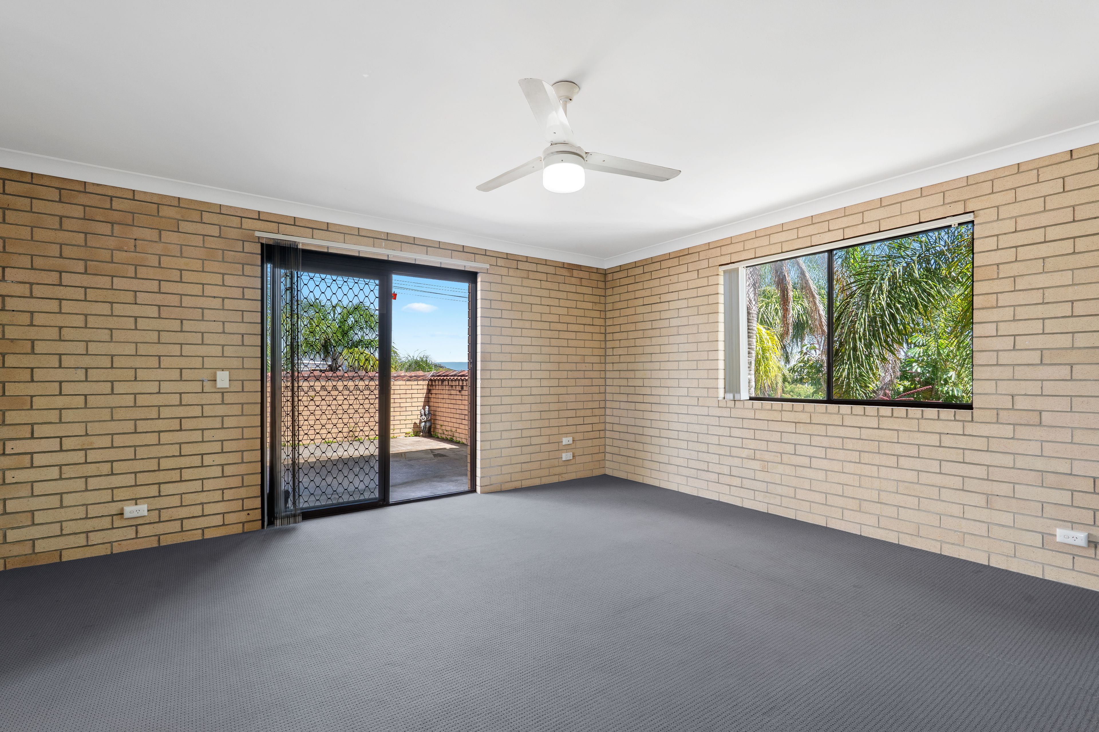 9/2301 Gold Coast Highway, Mermaid Beach, QLD 4218