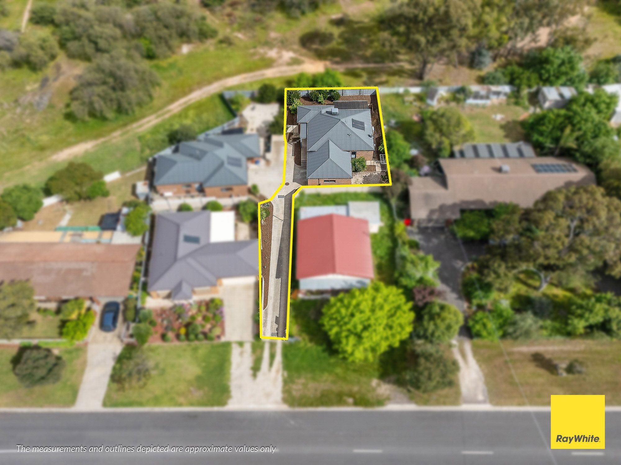 2/1C Lester Street — photo 16 of 18