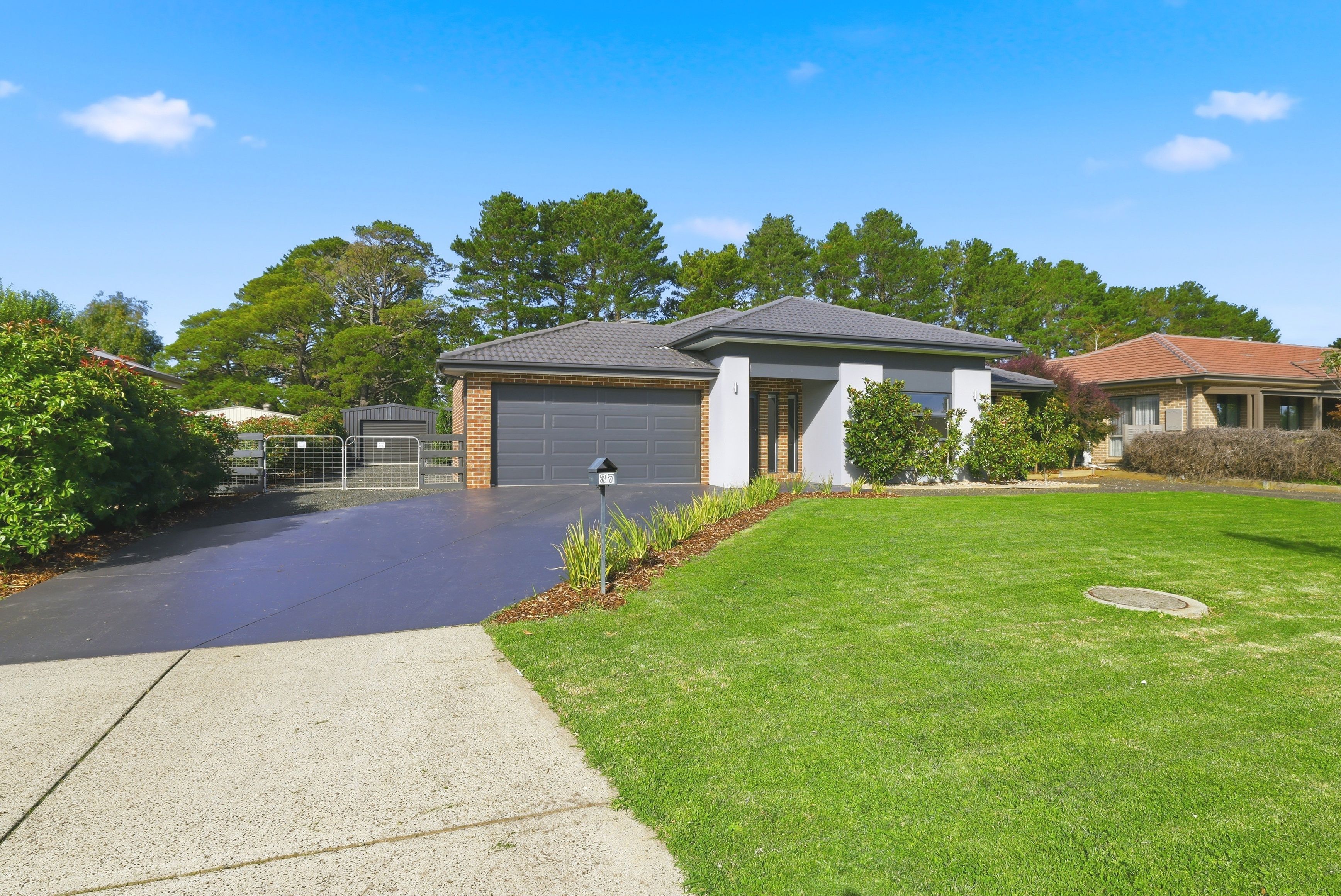 37 Rangeview Drive, Riddells Creek, VIC 3431