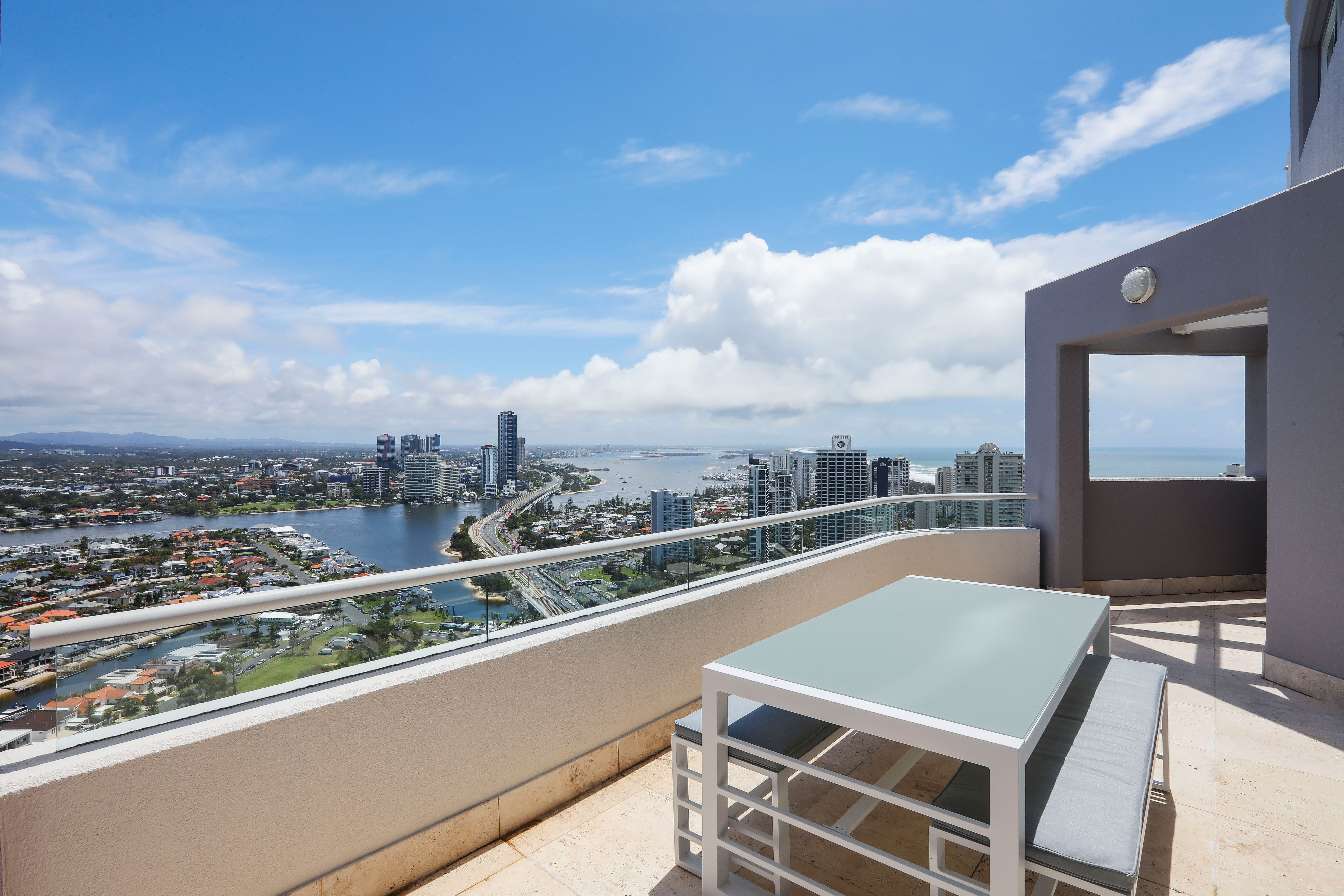 186/12 Commodore Drive, Surfers Paradise, QLD 4217