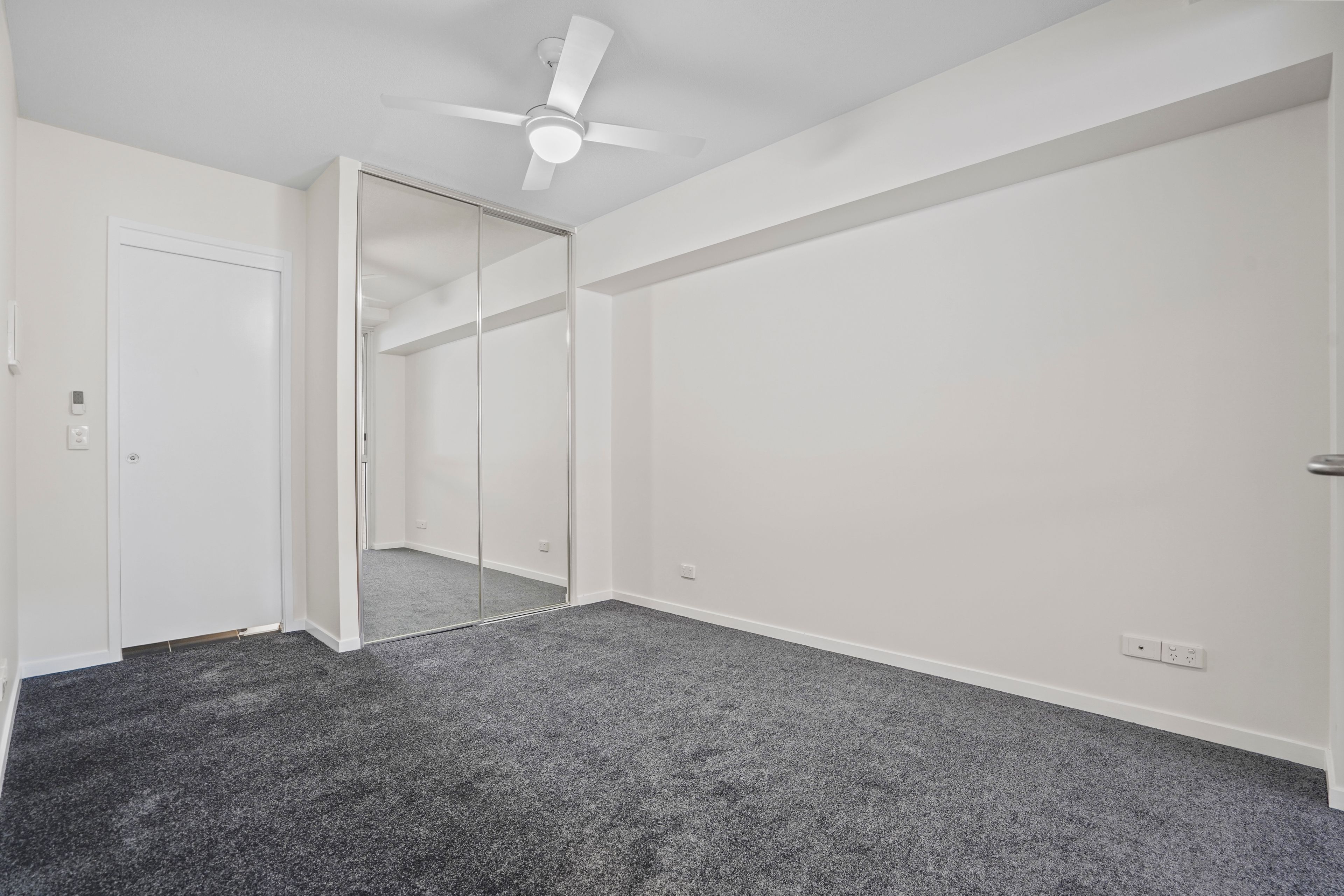 3305/22 Carraway Street — photo 6 of 10