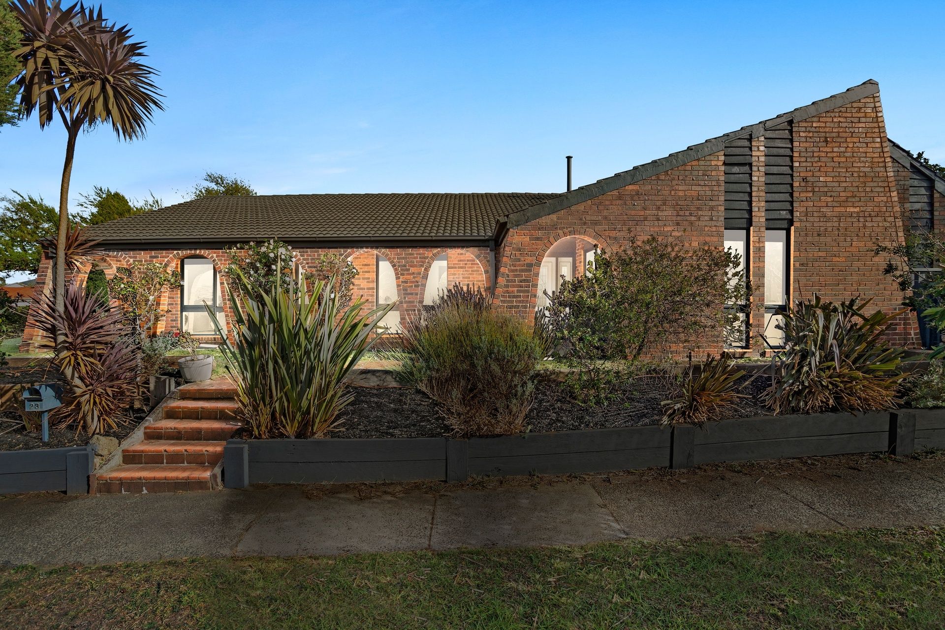 23 Windermere Crescent, Mulgrave VIC 3170