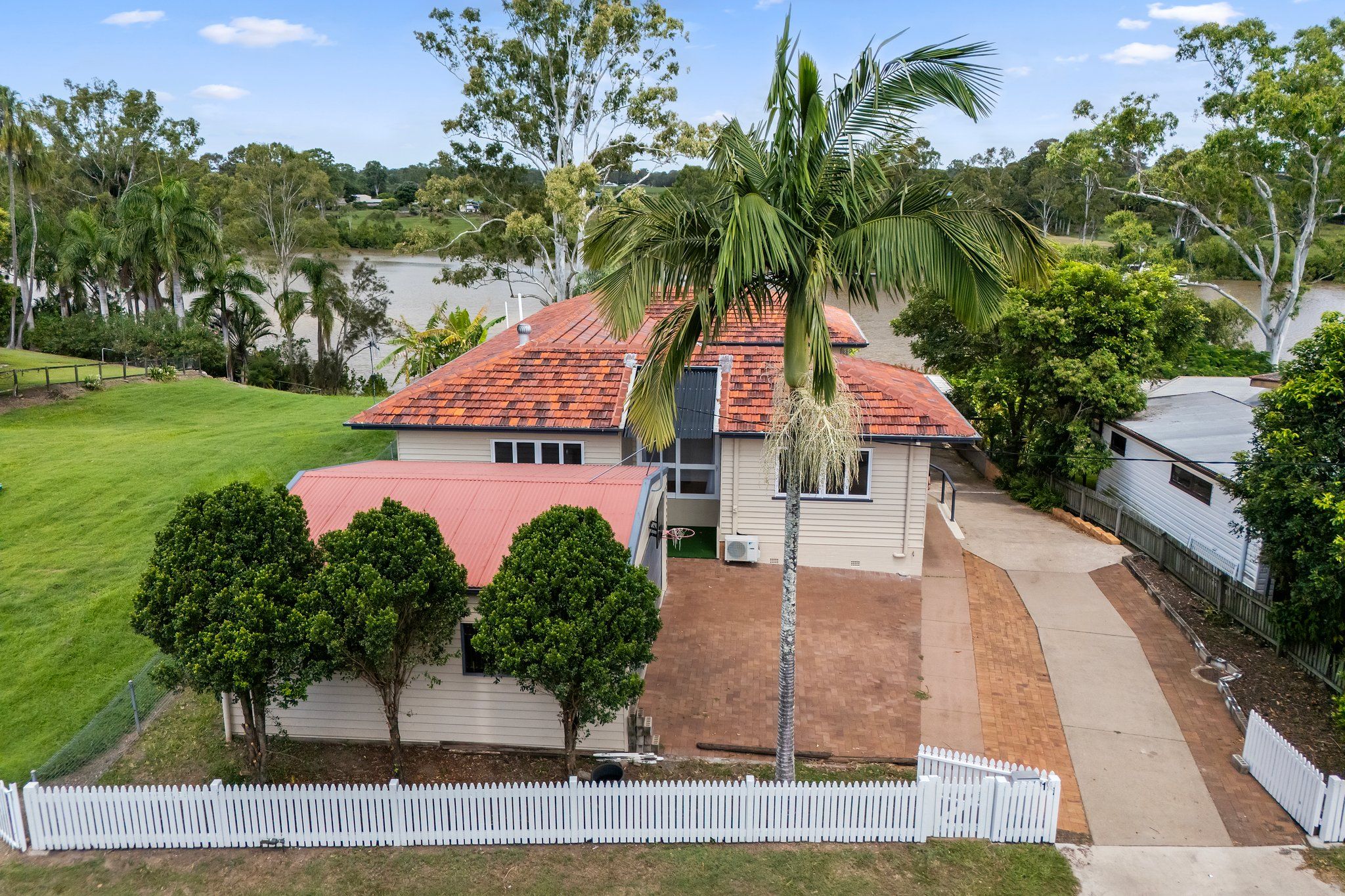 1A Doon Villa Avenue — photo from Ray White Maryborough
