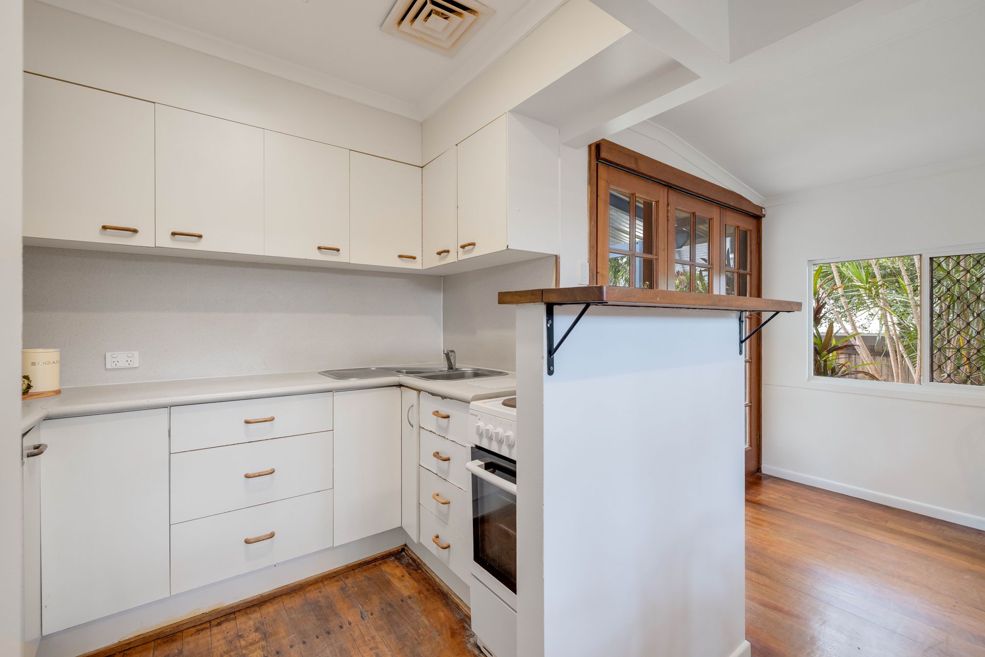 8 Easton Street — photo 6 of 18